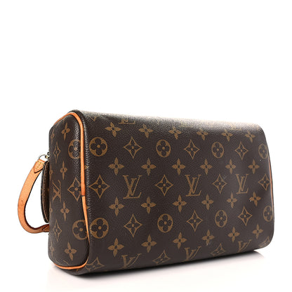 Louis Vuitton Monogram King Size Toiletry Bag 6 of 9