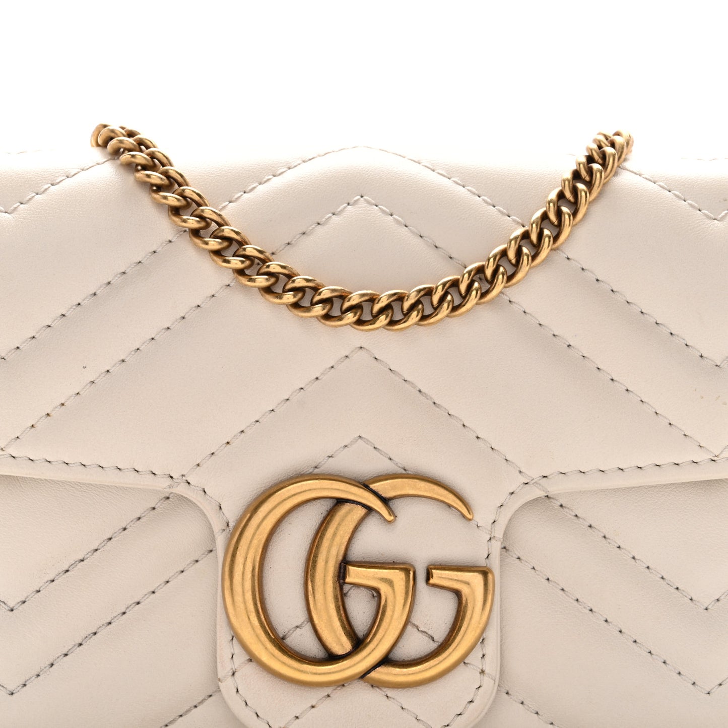 Calfskin Matelasse Super Mini GG Marmont Shoulder Bag White