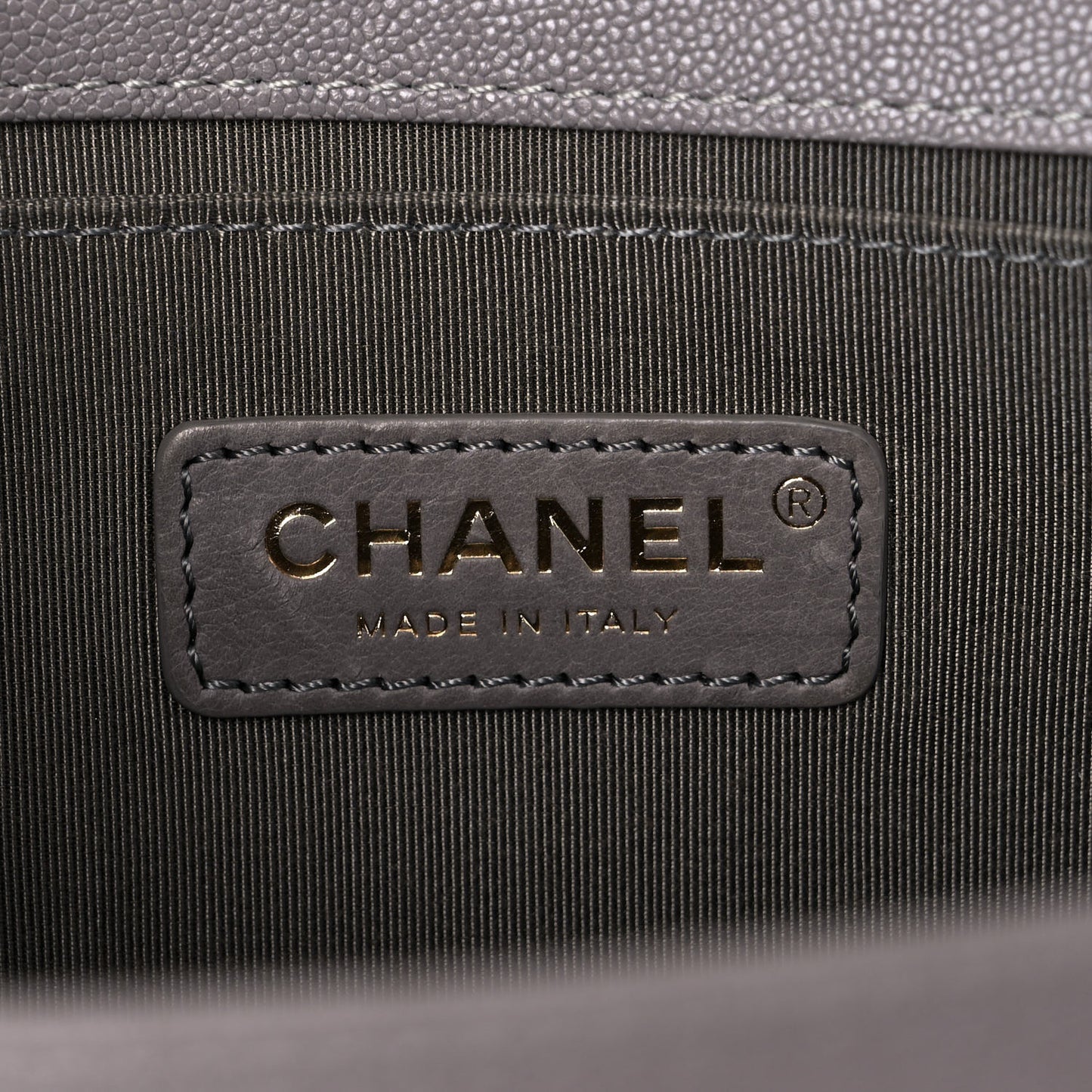 Caviar Quilted Medium Boy Flap Grey
