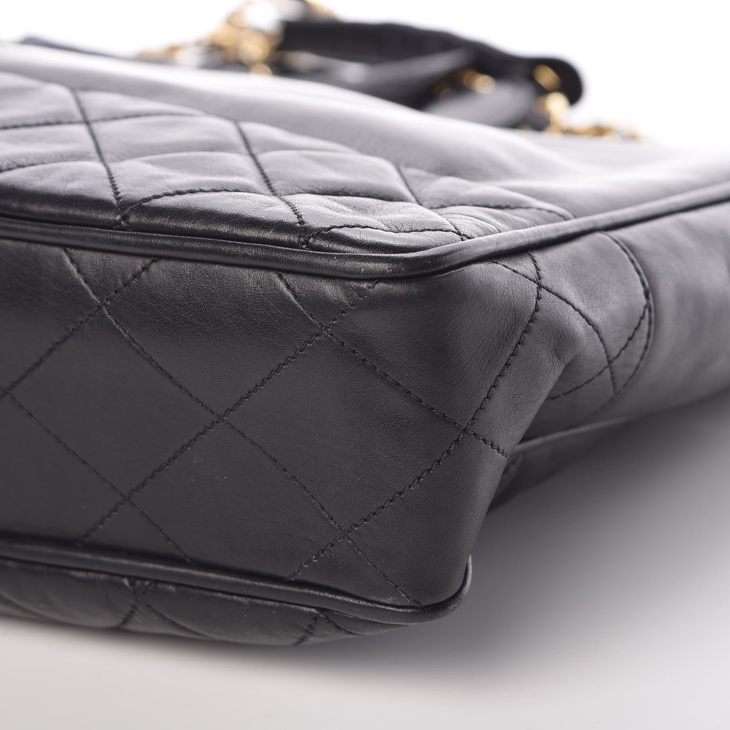 Chanel Lambskin Quilted Tote Black 16 of 18