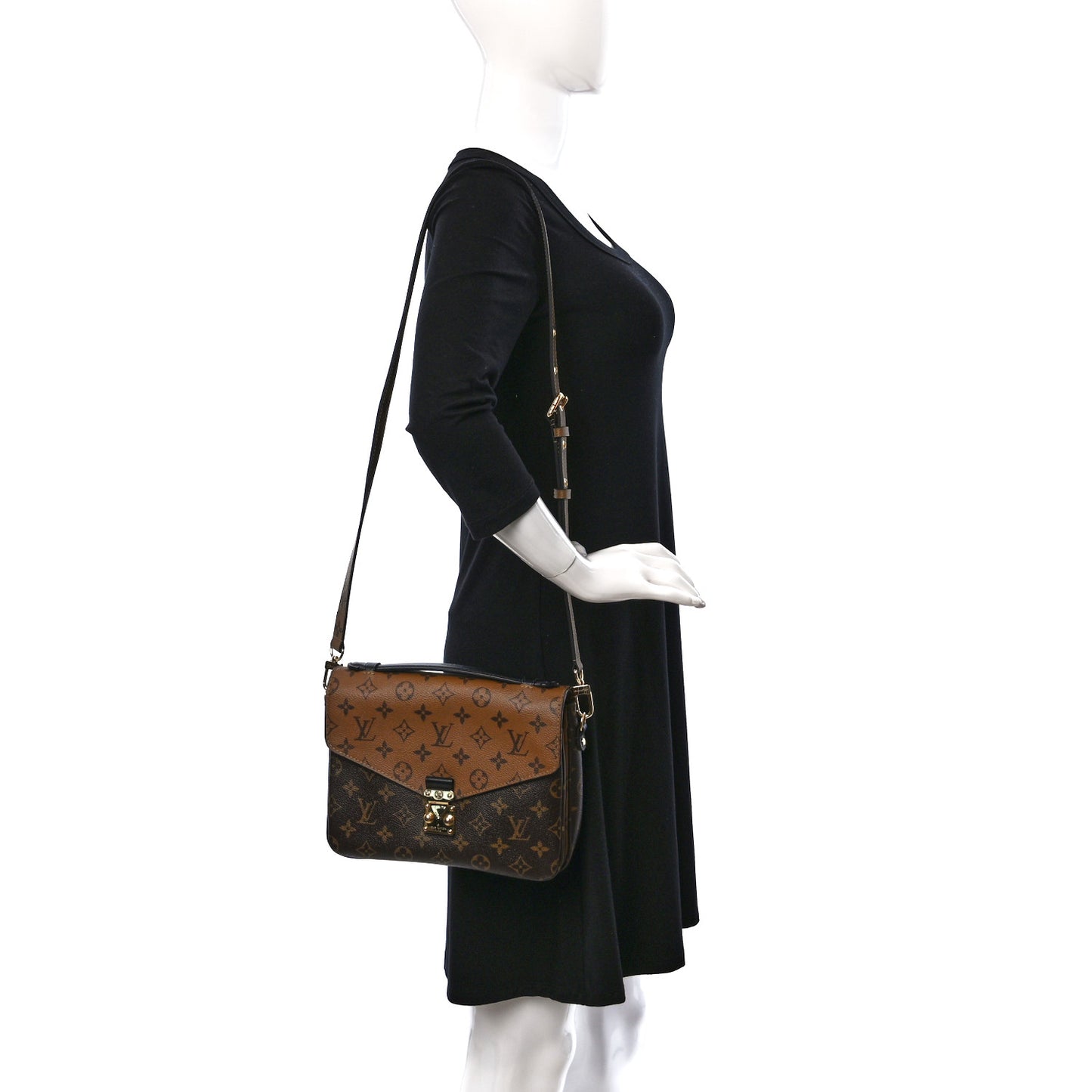 Reverse Monogram Pochette Metis
