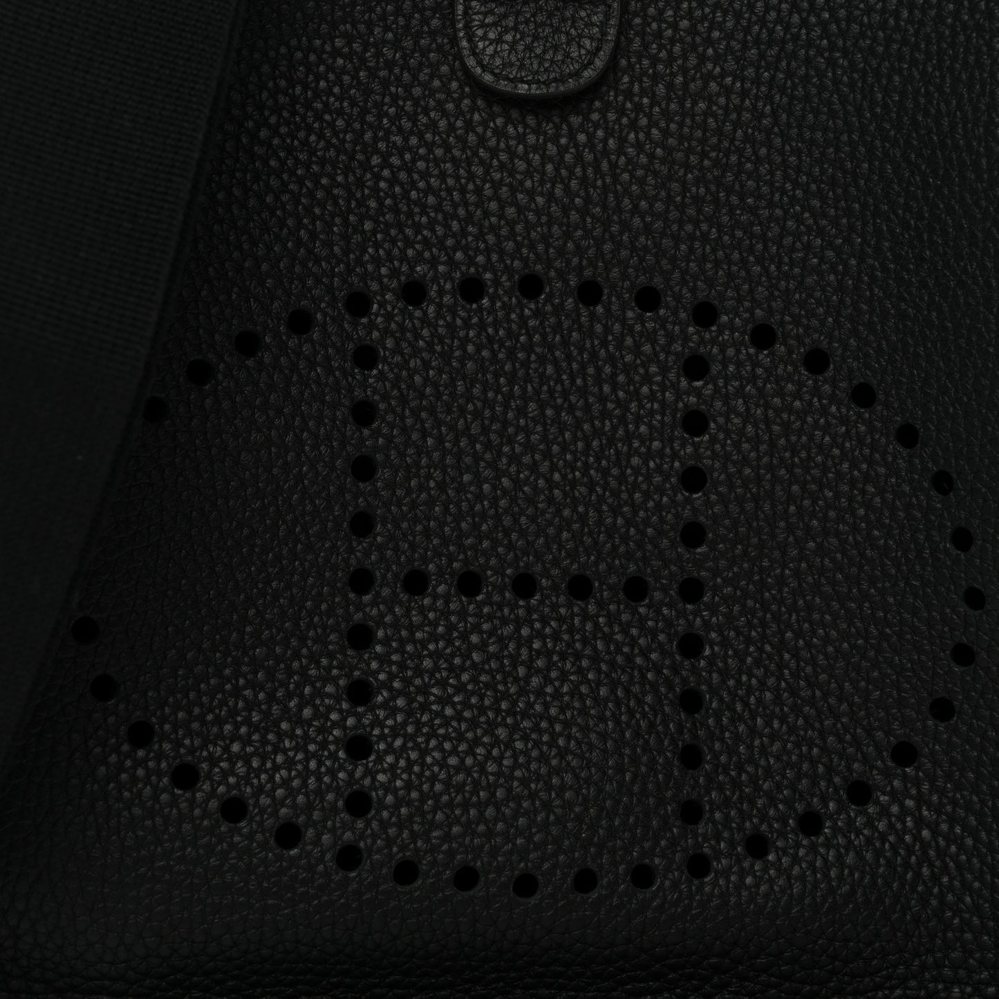 Taurillon Clemence EVELYNE III PM Black