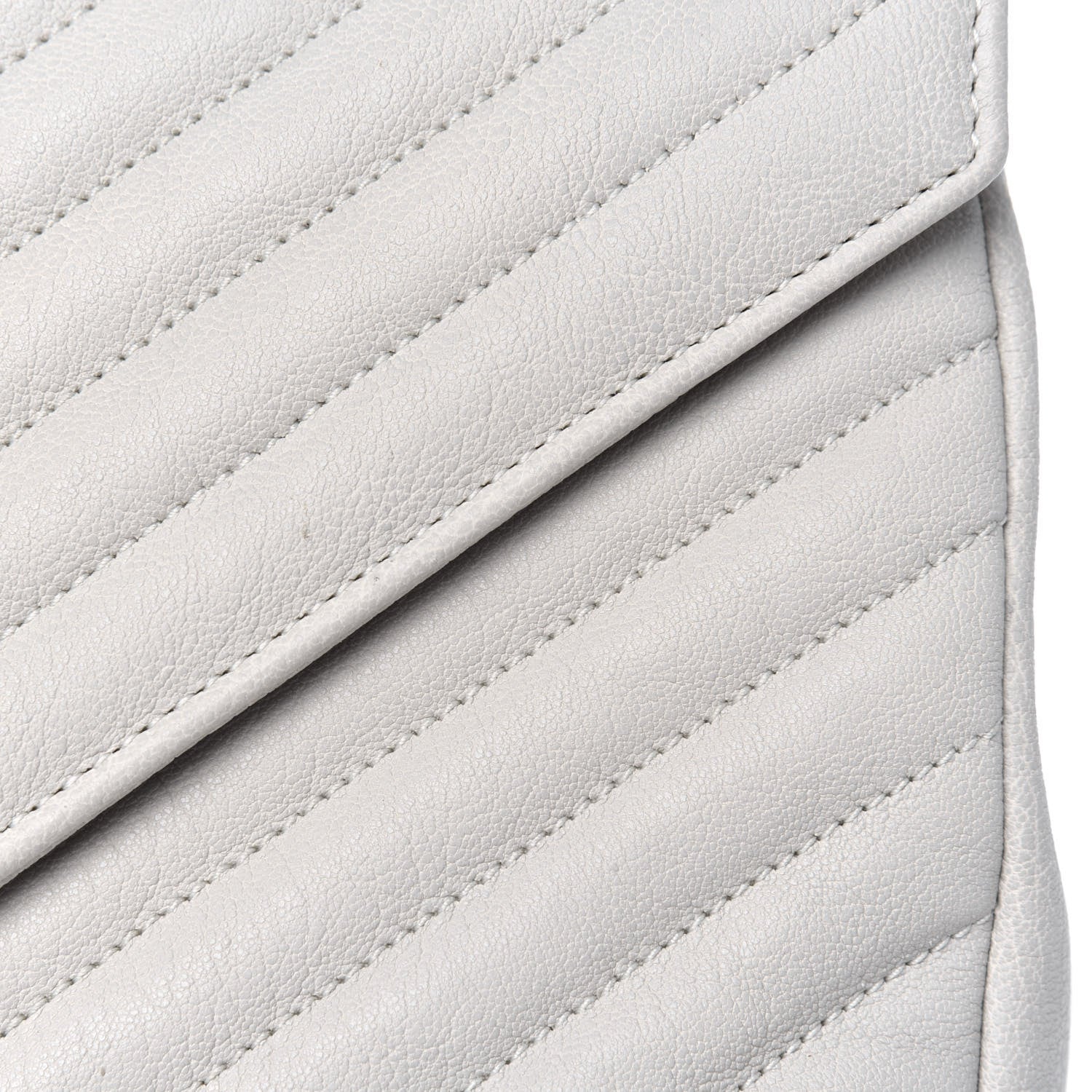 Saint Laurent Sheepskin Matelasse Chevron Monogram Medium College Bag Crema Soft 19 of 23
