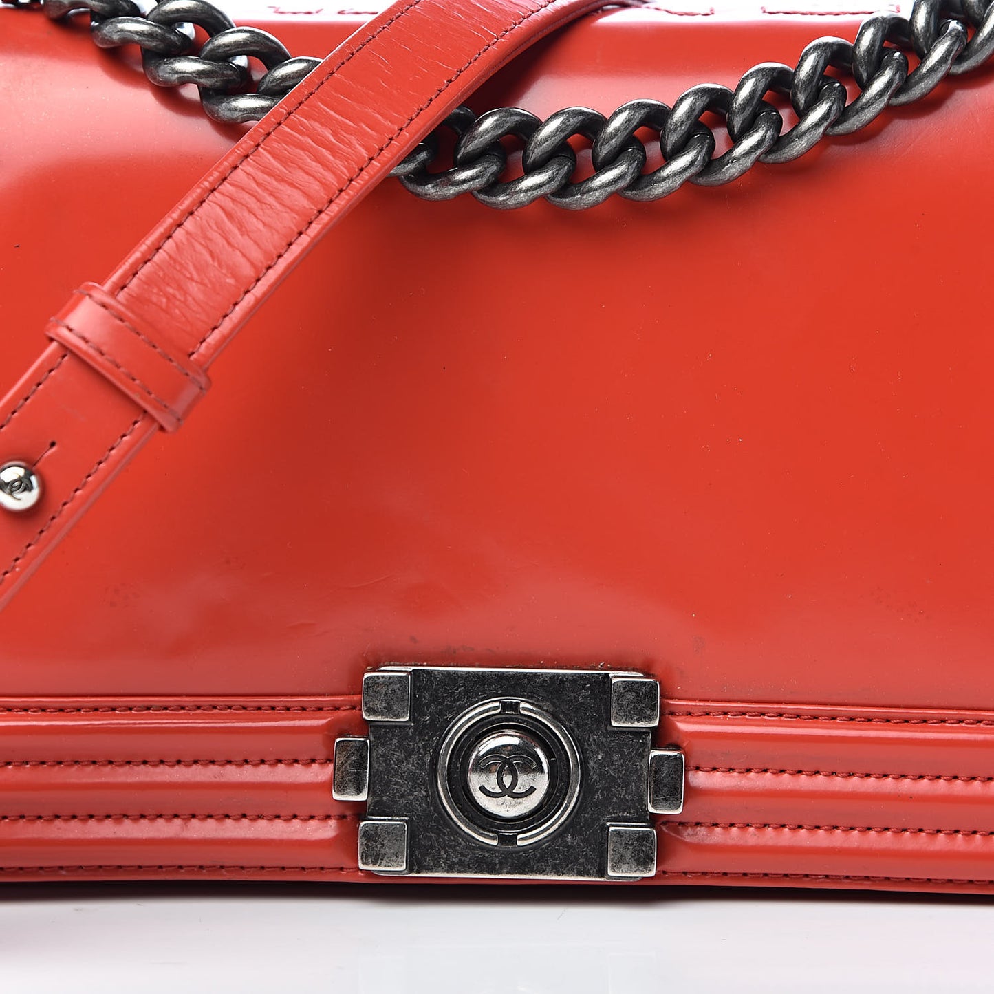 Glazed Calfskin Medium Boy Flap Red