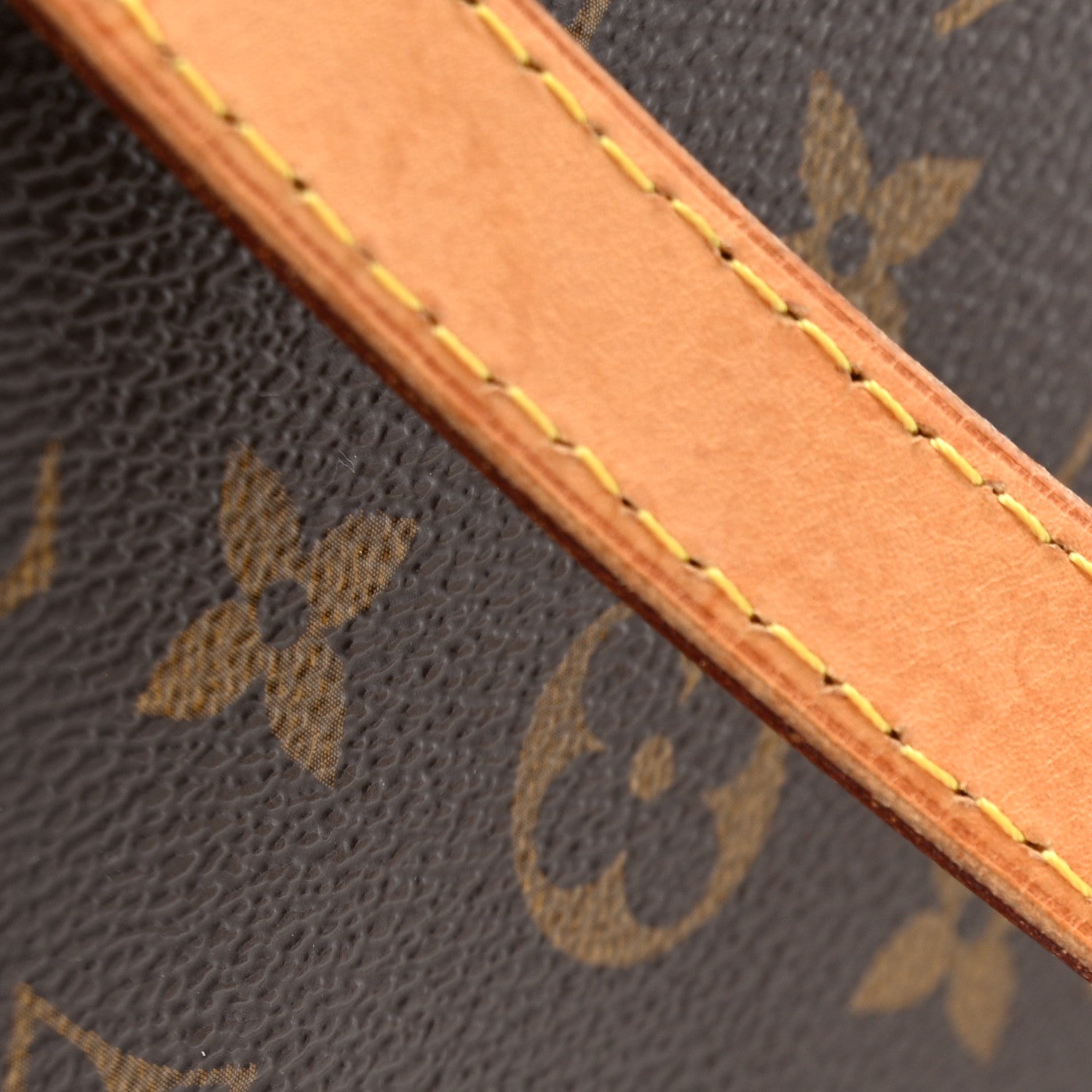 Louis Vuitton Monogram Totally MM 11 of 12