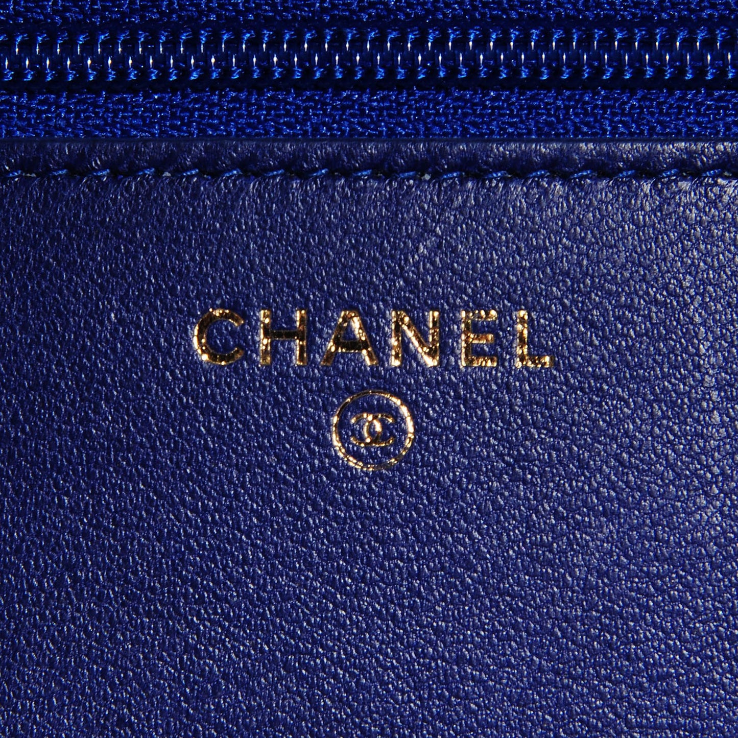 Velvet Quilted Wallet On Chain WOC Blue