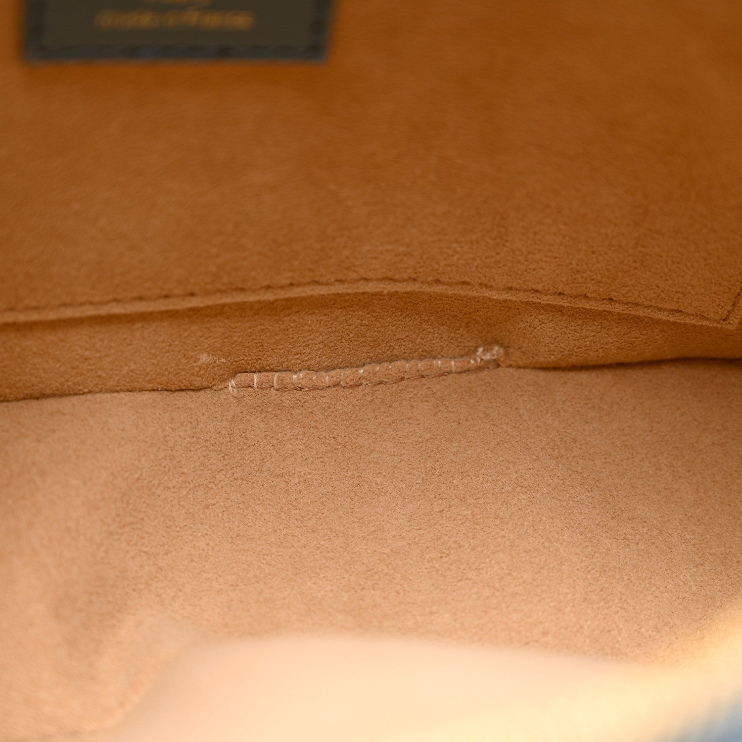 Louis Vuitton Lambskin Damier Quilt Troca PM Glacier 6 of 8