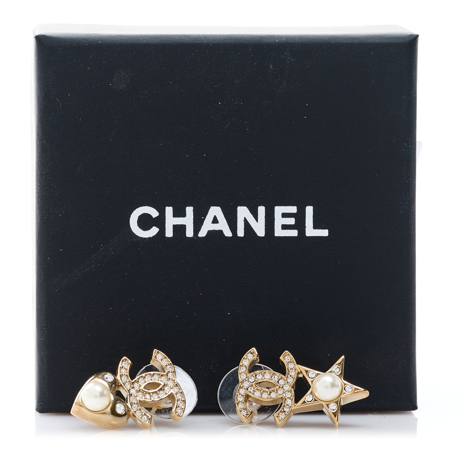 Chanel Crystal Pearl Charming Winter CC Star Heart Earrings Gold 5 of 5