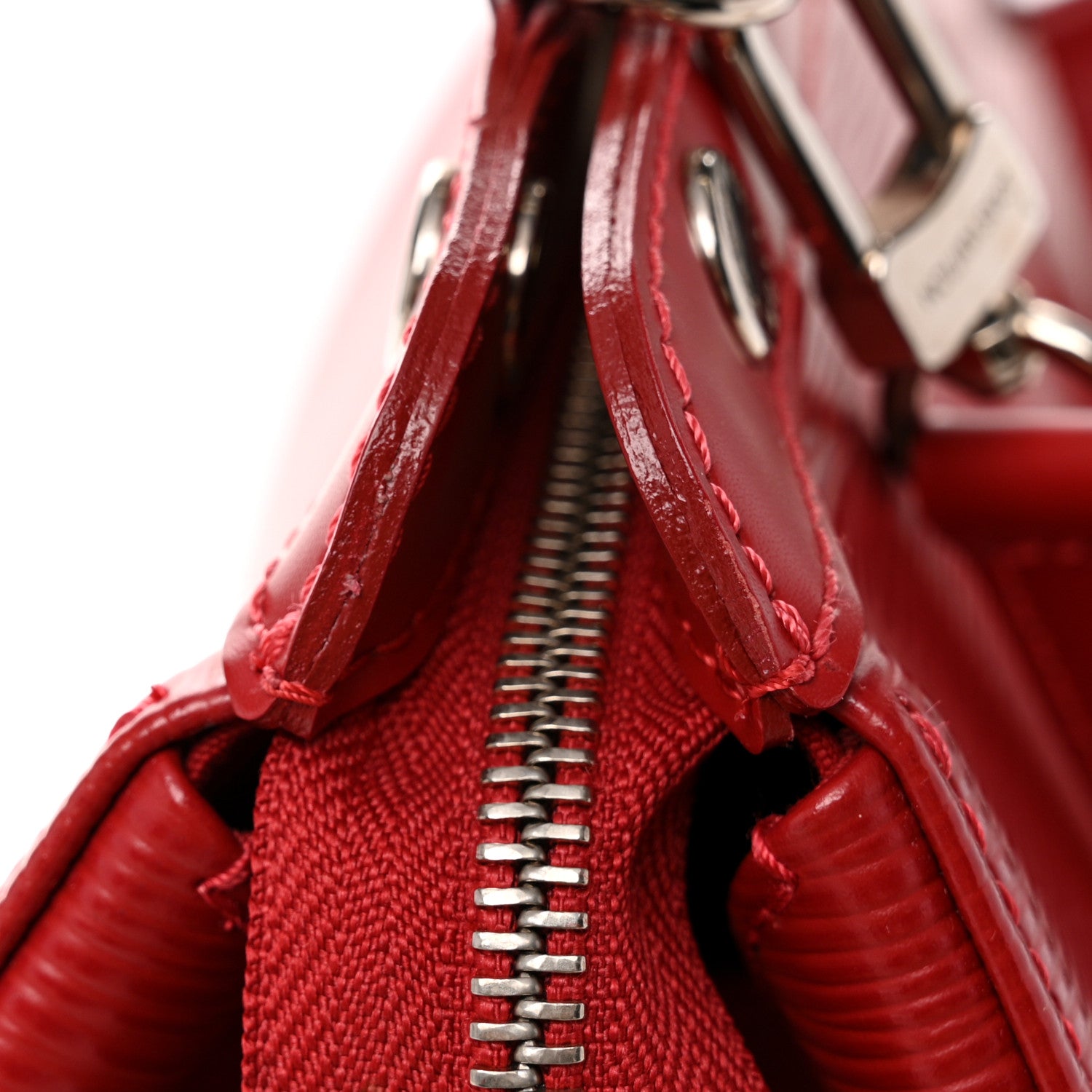 Louis Vuitton Epi Brea MM Carmine 11 of 11