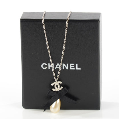 Chanel Pearl Ribbon CC Bow Necklace Black 5 of 6