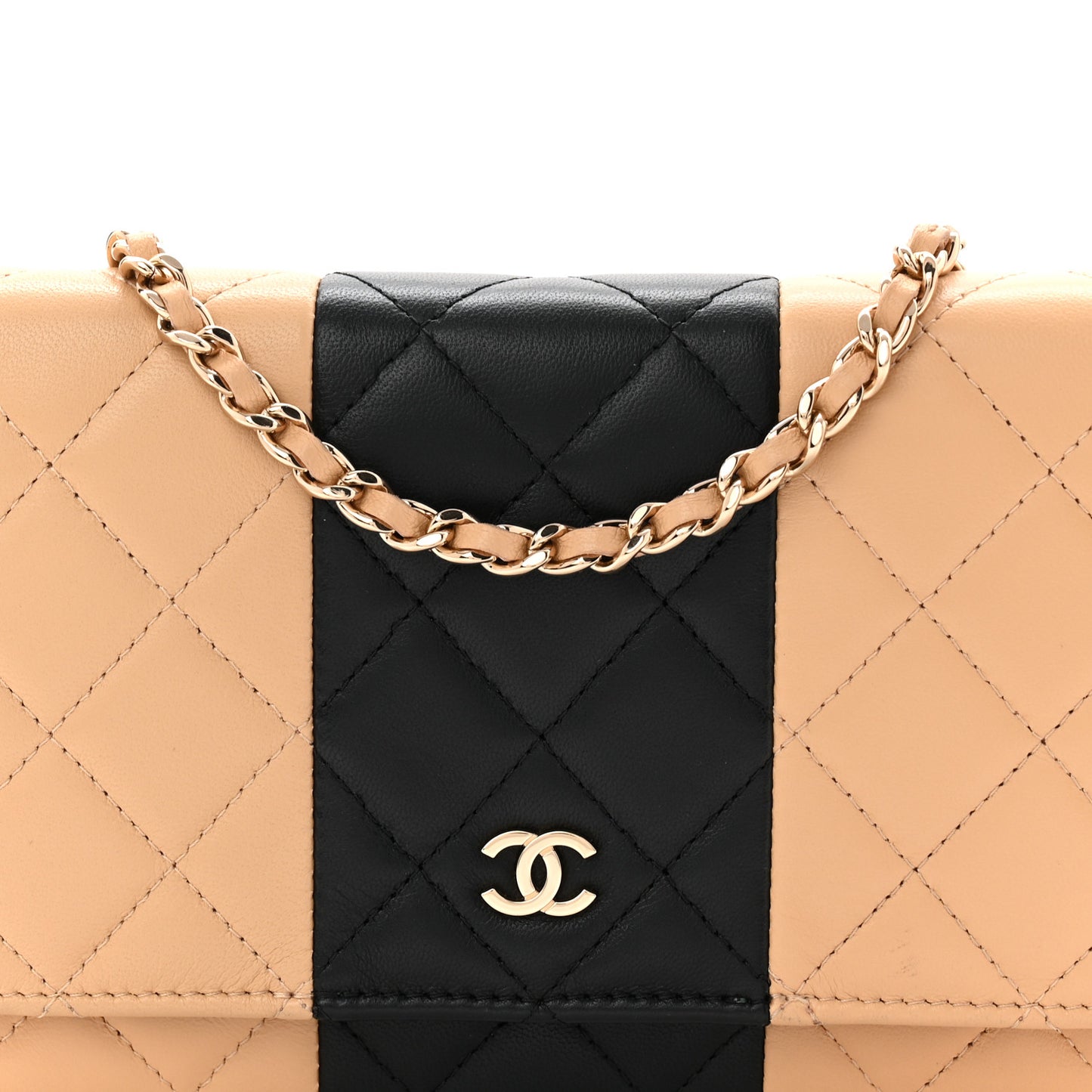 Lambskin Quilted Wallet On Chain WOC Beige Black