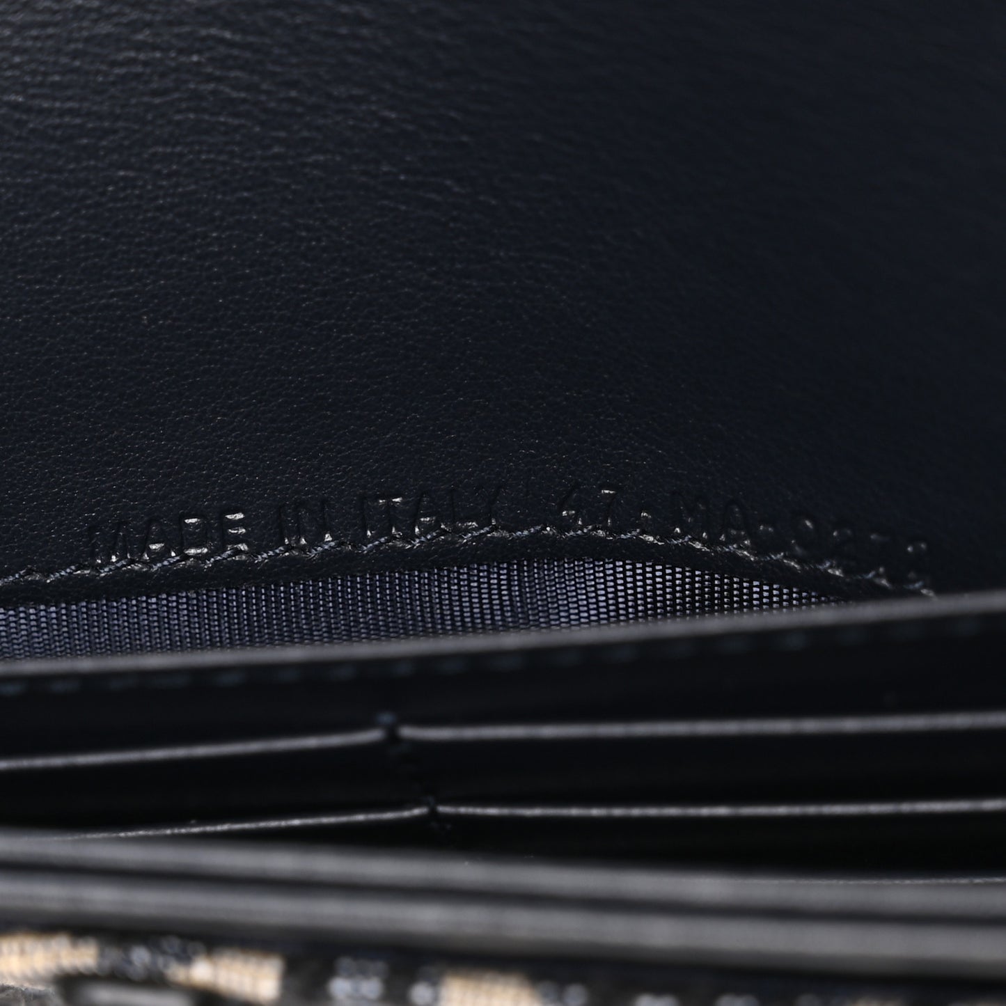 Oblique Saddle Chain Long Wallet Blue
