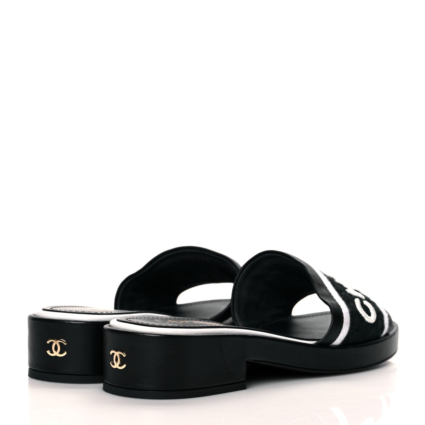 Lambskin Embroidered CC Mule Sandal 39 Black White