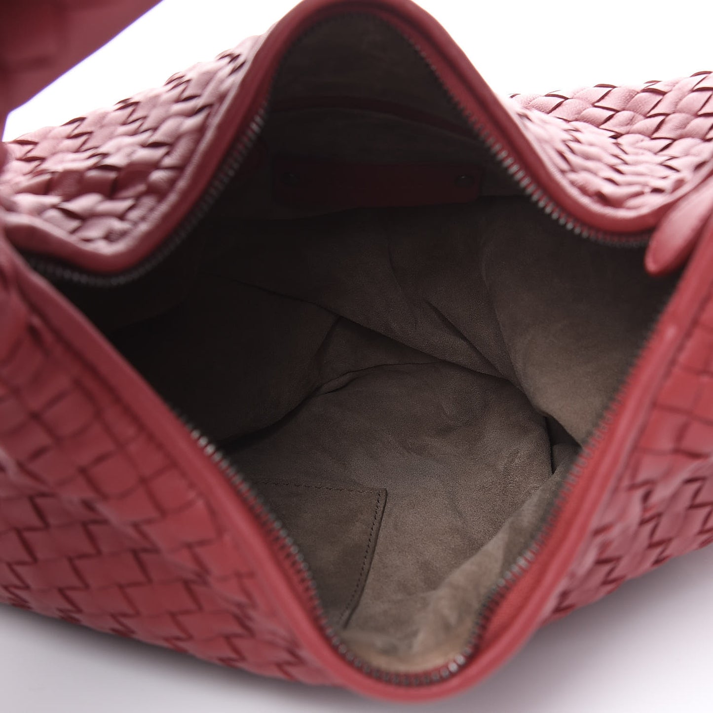 Nappa Intrecciato Medium Veneta Hobo Bordeaux