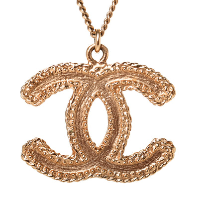Chanel CC Necklace Matte Gold 3 of 4