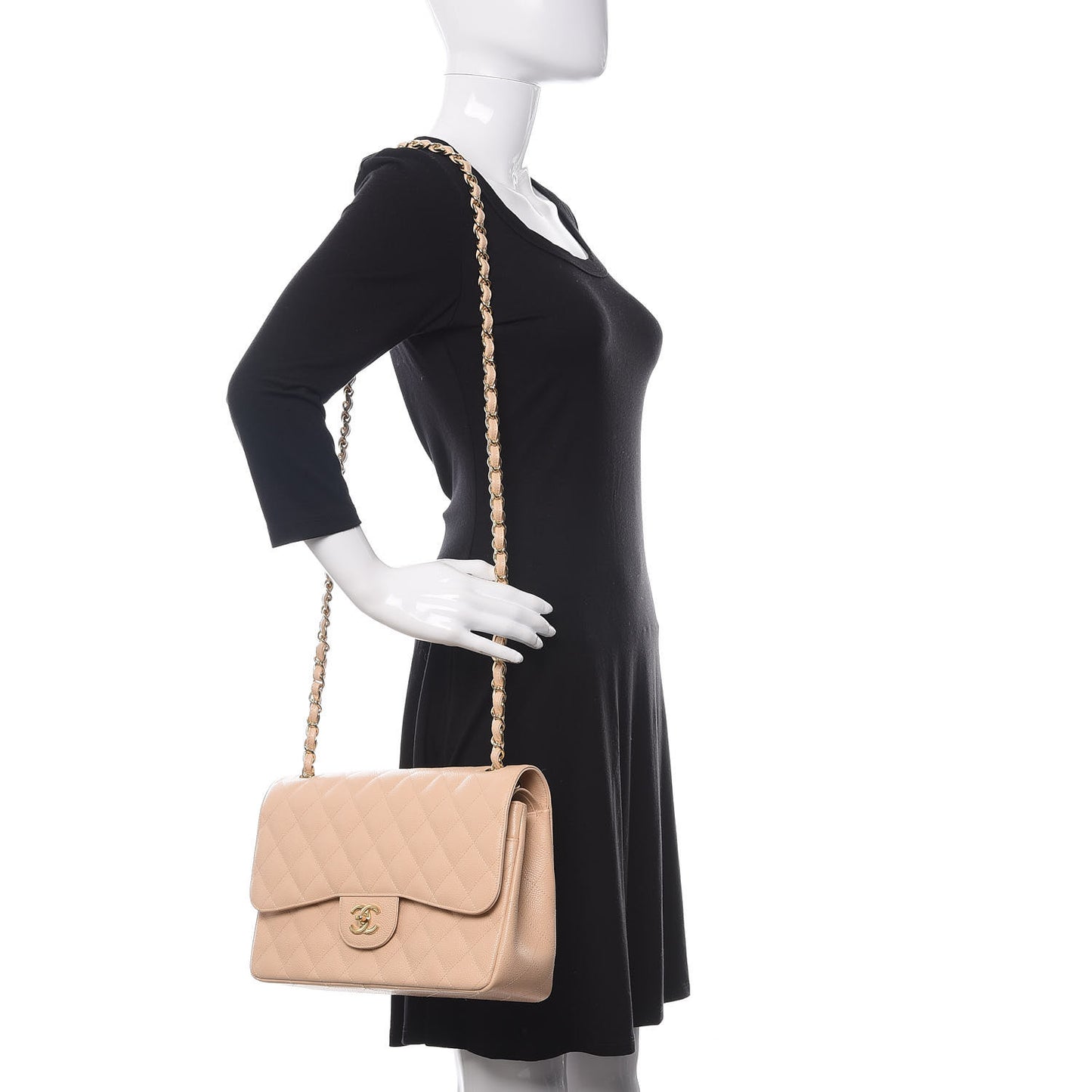 Caviar Quilted Jumbo Double Flap Beige Clair