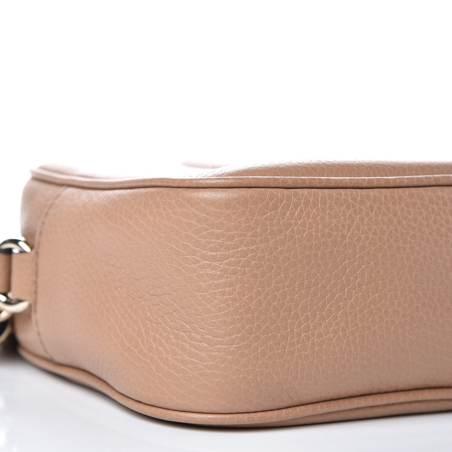 Pebbled Calfskin Small Soho Disco Bag Camelia