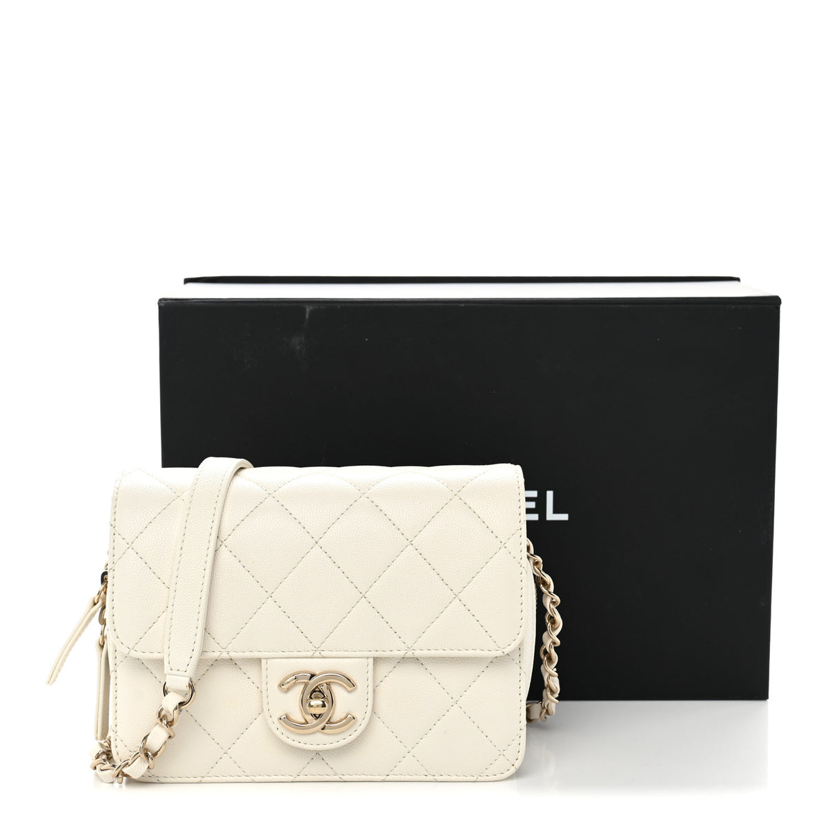 Caviar Quilted Like A Wallet Flap White