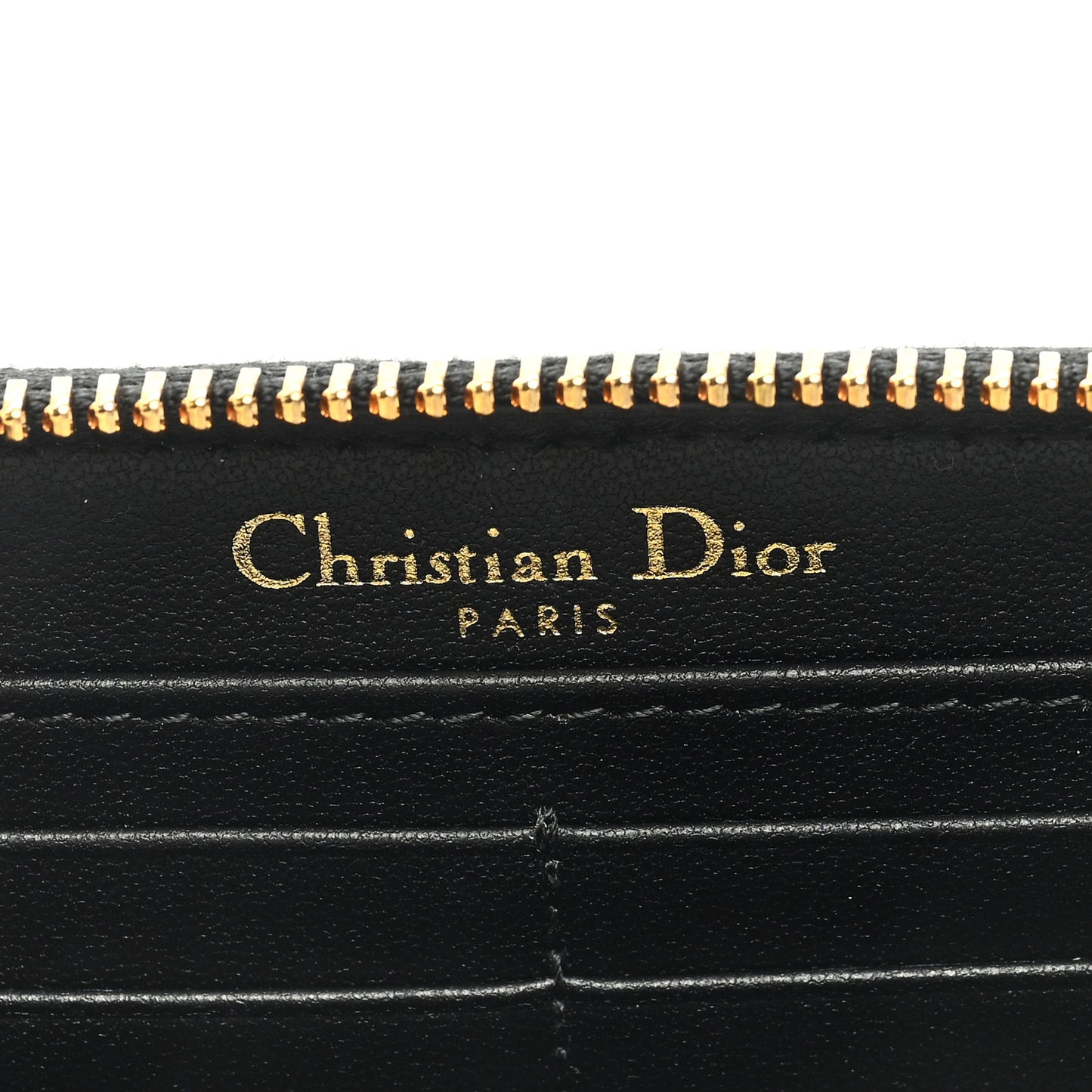 Grained Calfskin Supple Cannage Caro Zip Wallet Black