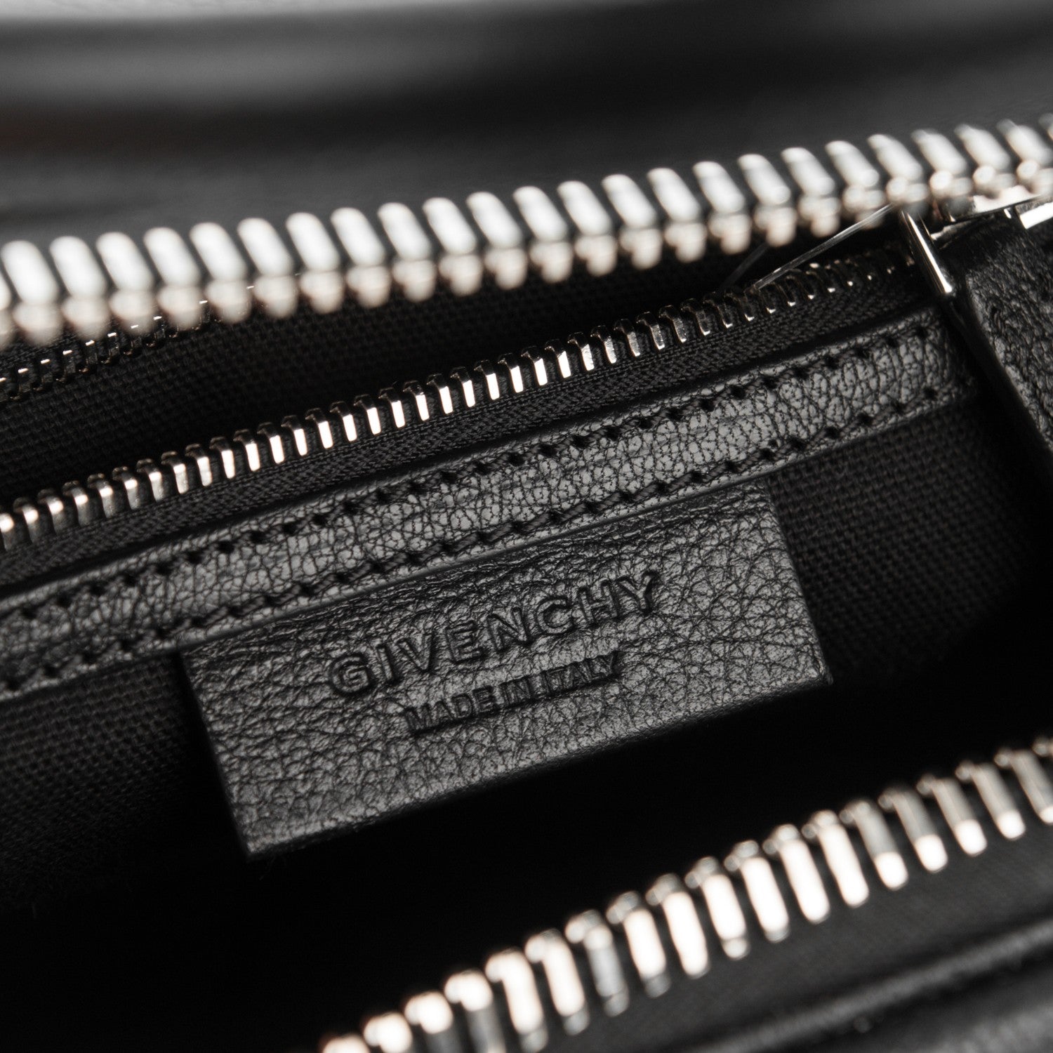 Givenchy Sugar Goatskin Small Antigona Black 5 of 7