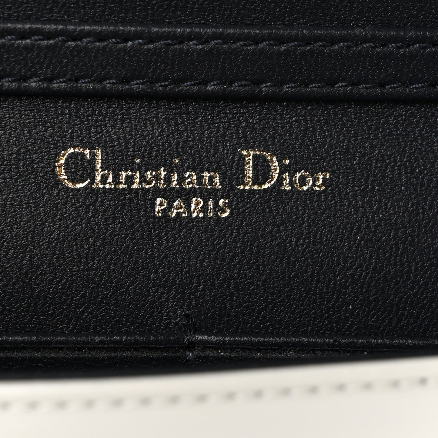 Patent Micro-Cannage Diorama Wallet on Chain Pouch Metallic White
