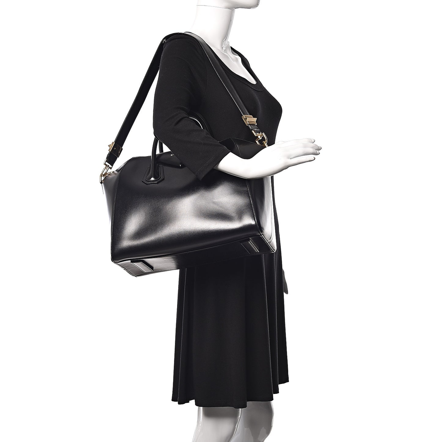 Shiny Lord Calfskin Medium Antigona Black