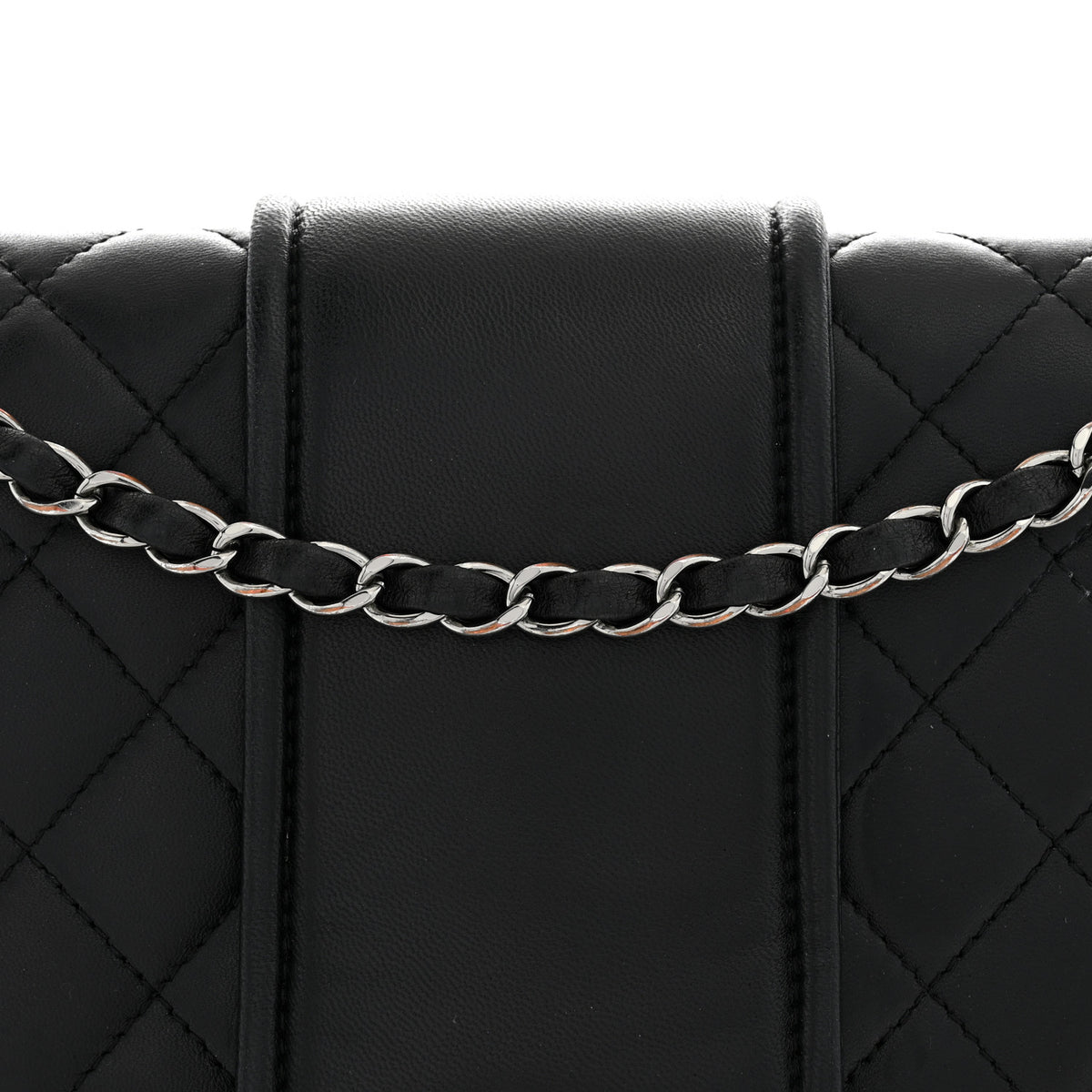 Lambskin Quilted Elementary Chic Flap Black