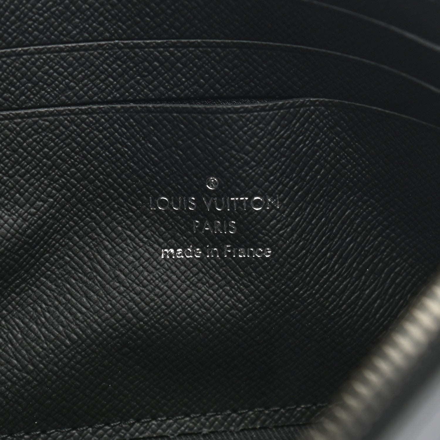 Louis Vuitton Monogram Eclipse Discovery Pochette 6 of 7