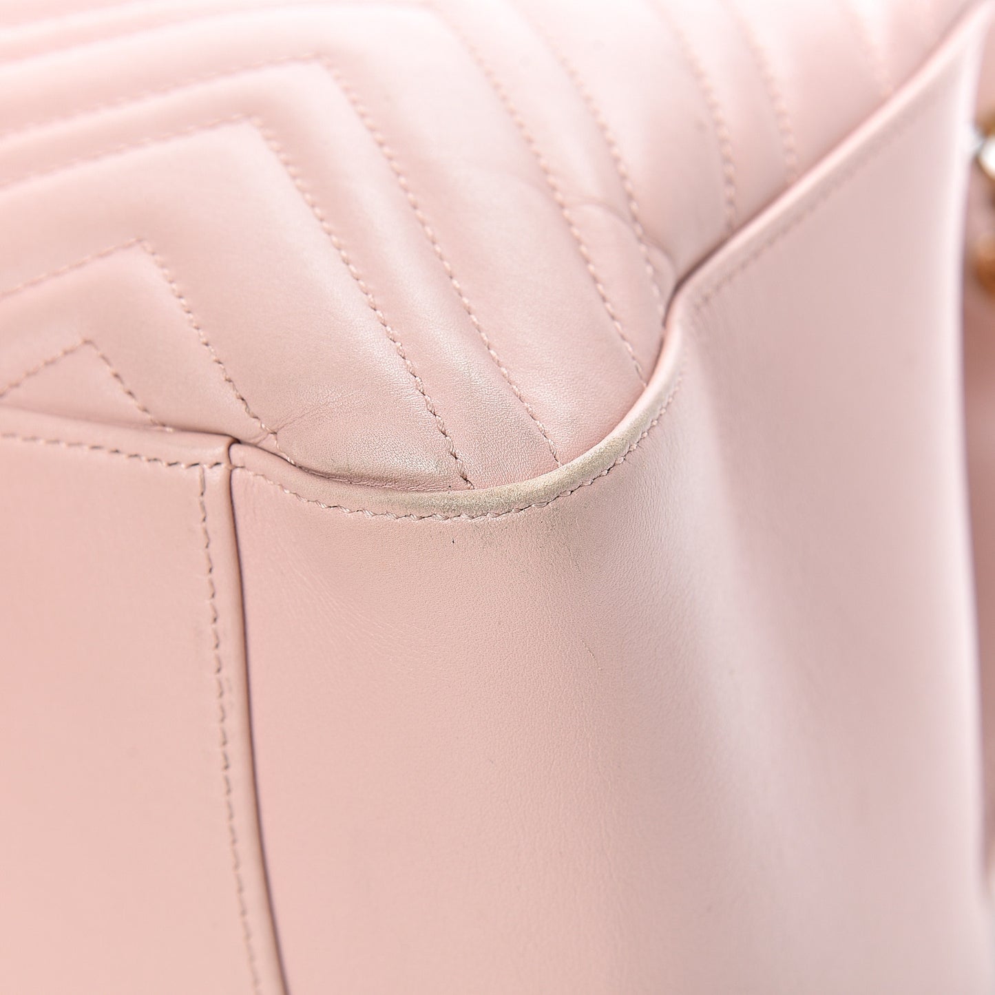 Calfskin Matelasse Medium GG Marmont Shoulder Tote Bag Perfect Pink