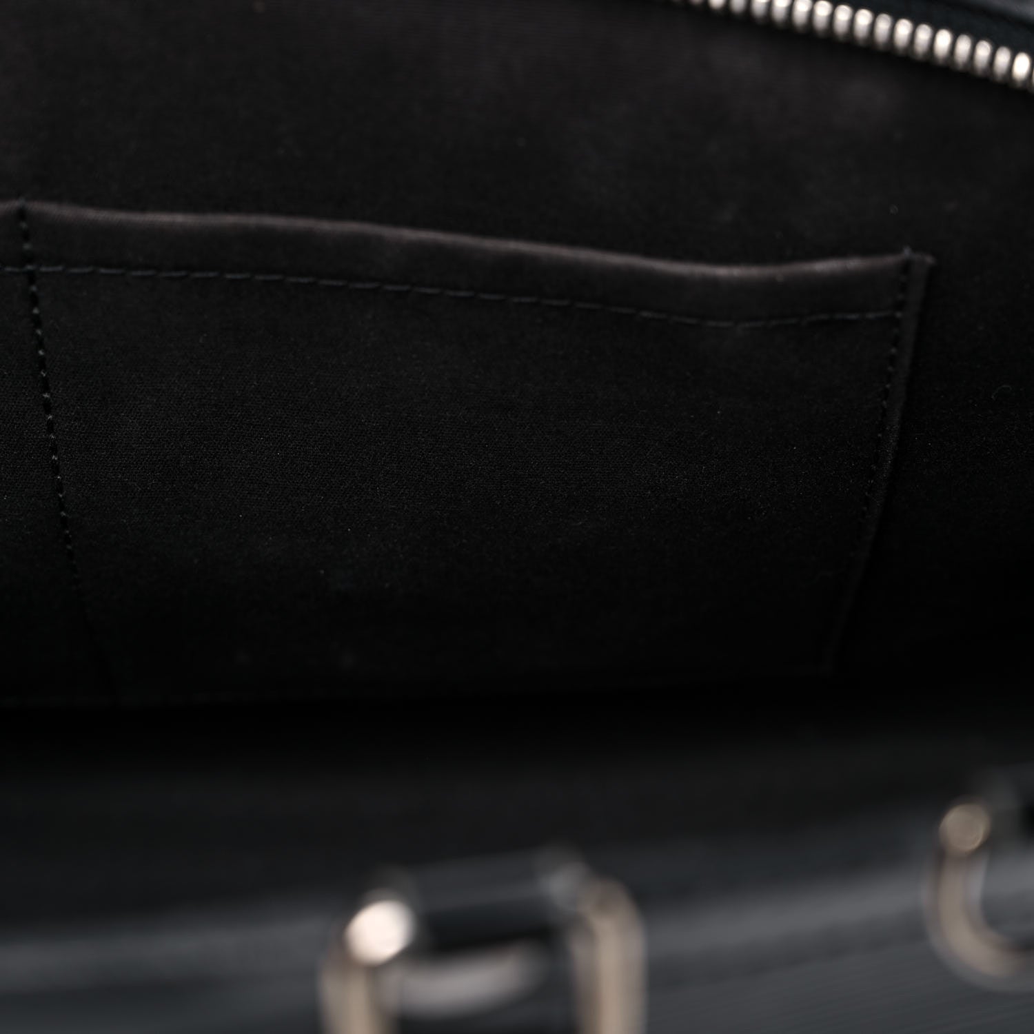 Louis Vuitton Epi Brea MM Black 16 of 28