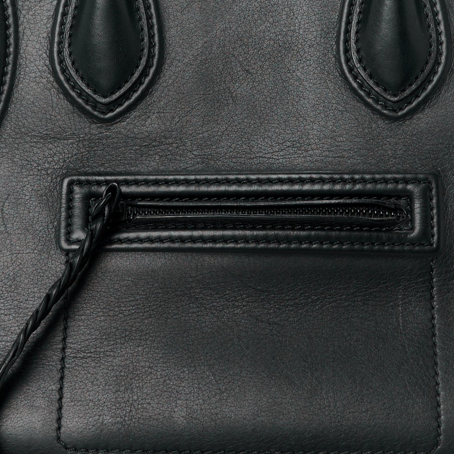 Smooth Calfskin Medium Phantom Luggage Black