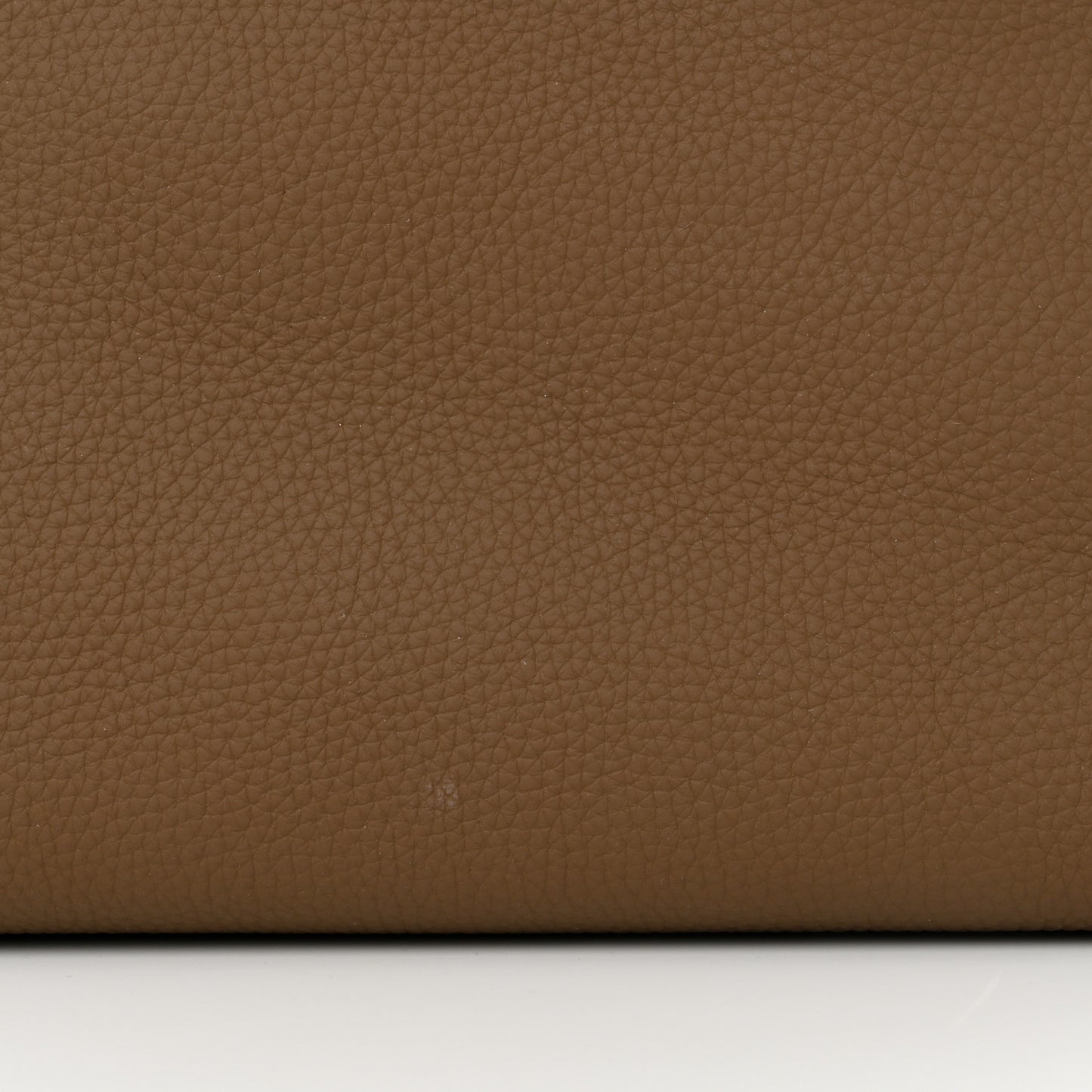 Matte Grained Calfskin Soft Margaux 15 Taupe