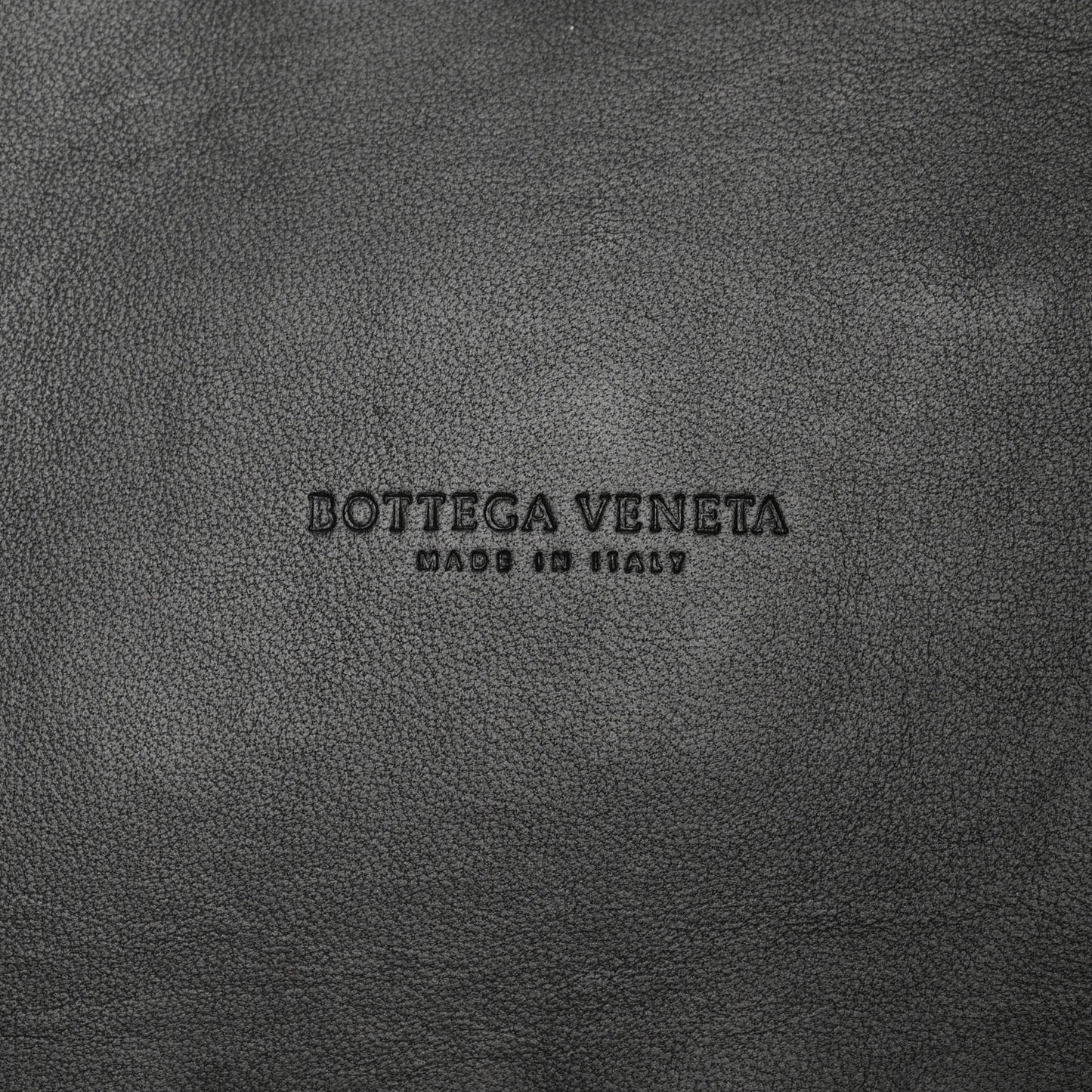 BOTTEGA VENETA Nappa Maxi Cabat 30 Black