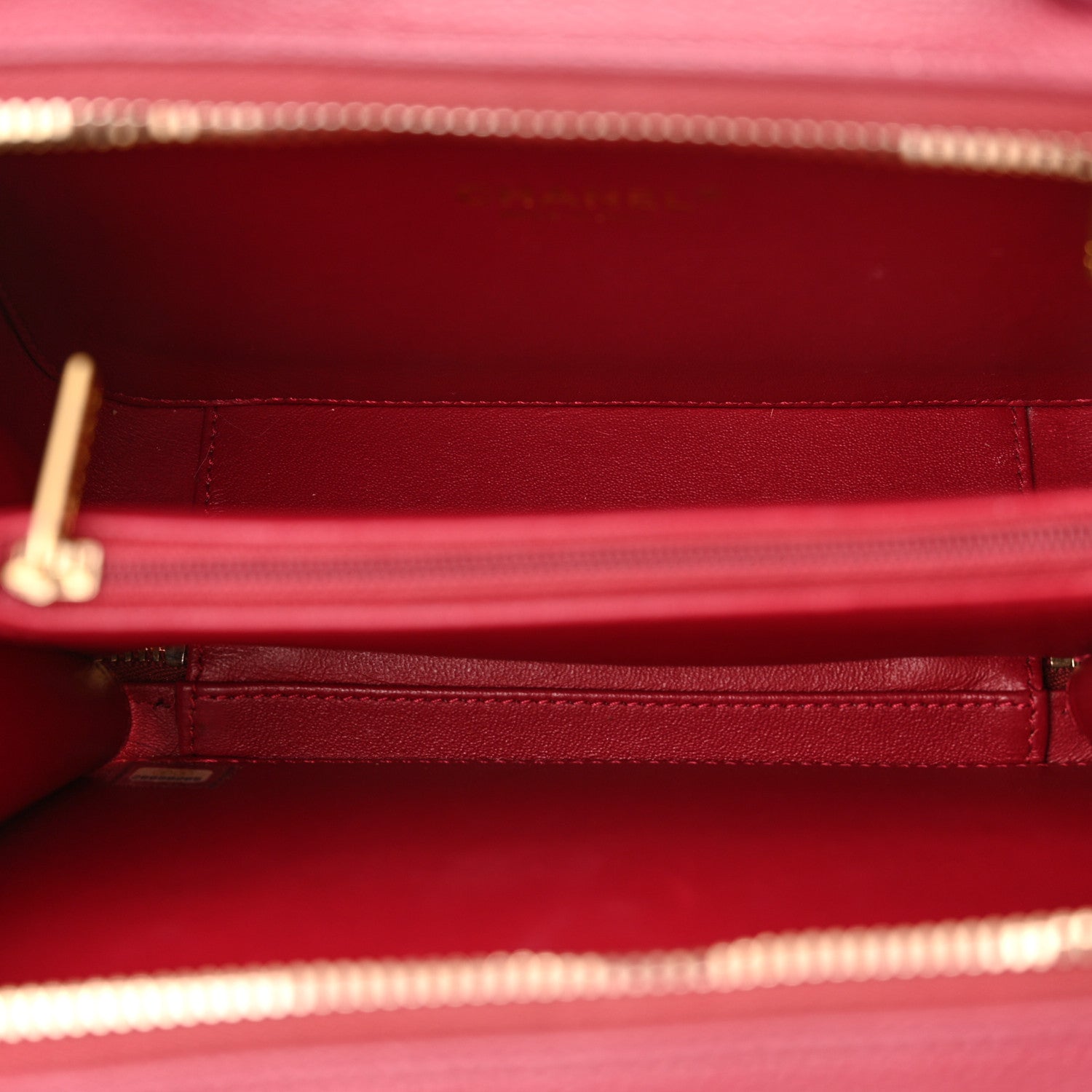 Chanel Caviar Quilted Medium CC Filigree Vanity Case Red 5 of 11