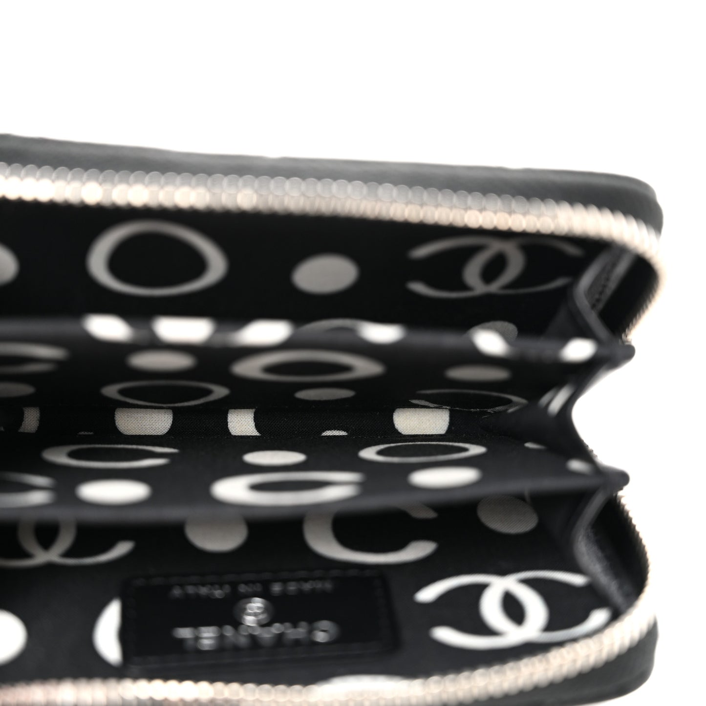 Caviar Quilted Coco Chanel Logo CC Zip Coin Purse Black
