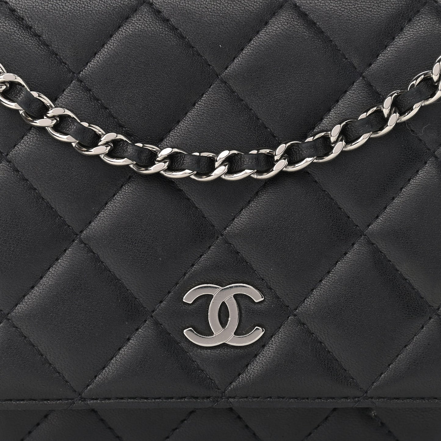Lambskin Quilted Wallet On Chain WOC Black