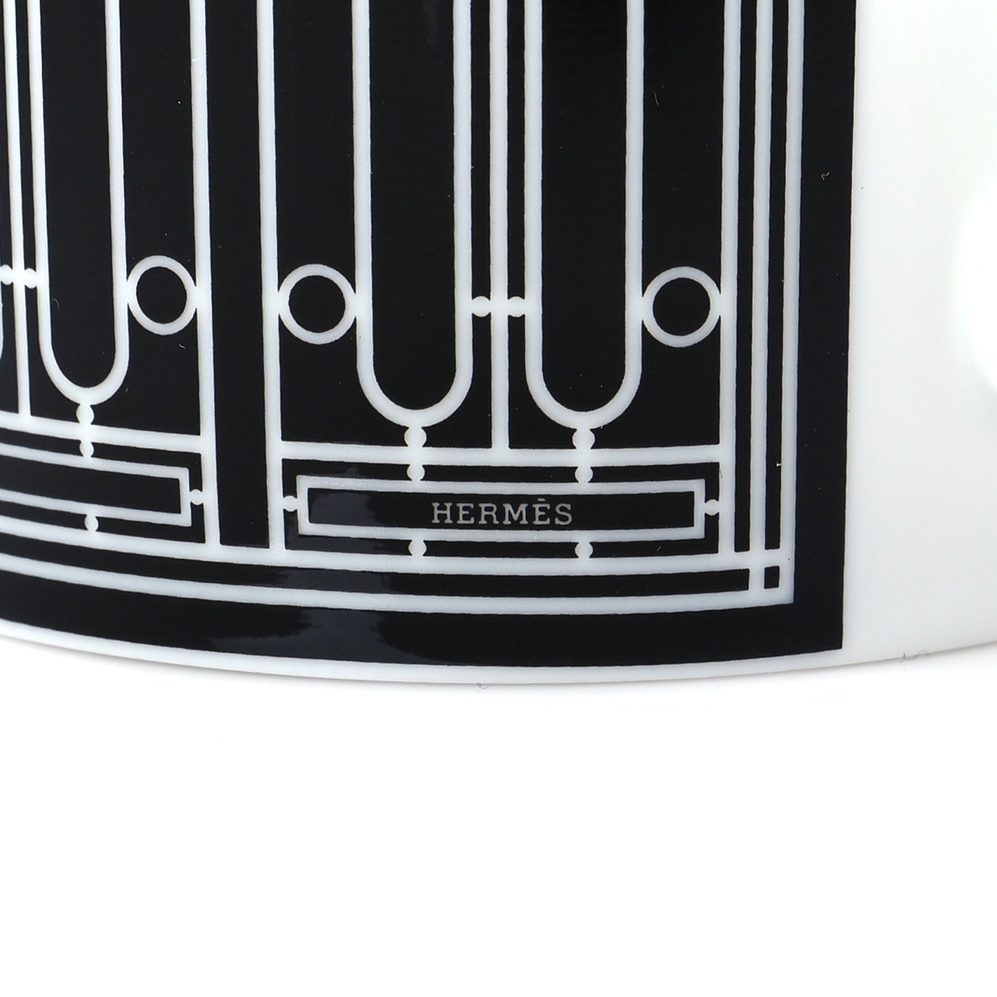 Porcelain H Deco Mug N°2 Black