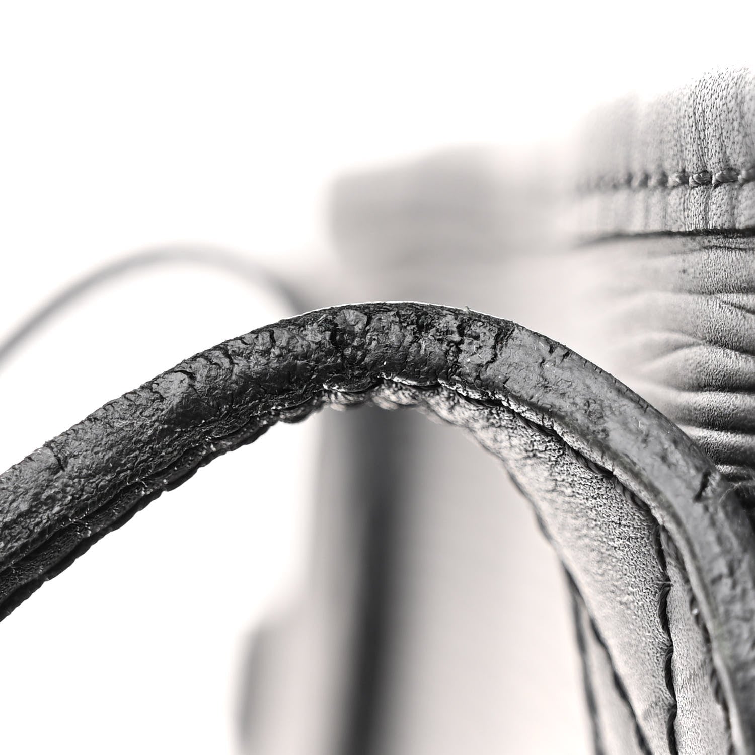 Louis Vuitton Epi Neverfull MM Black 13 of 15