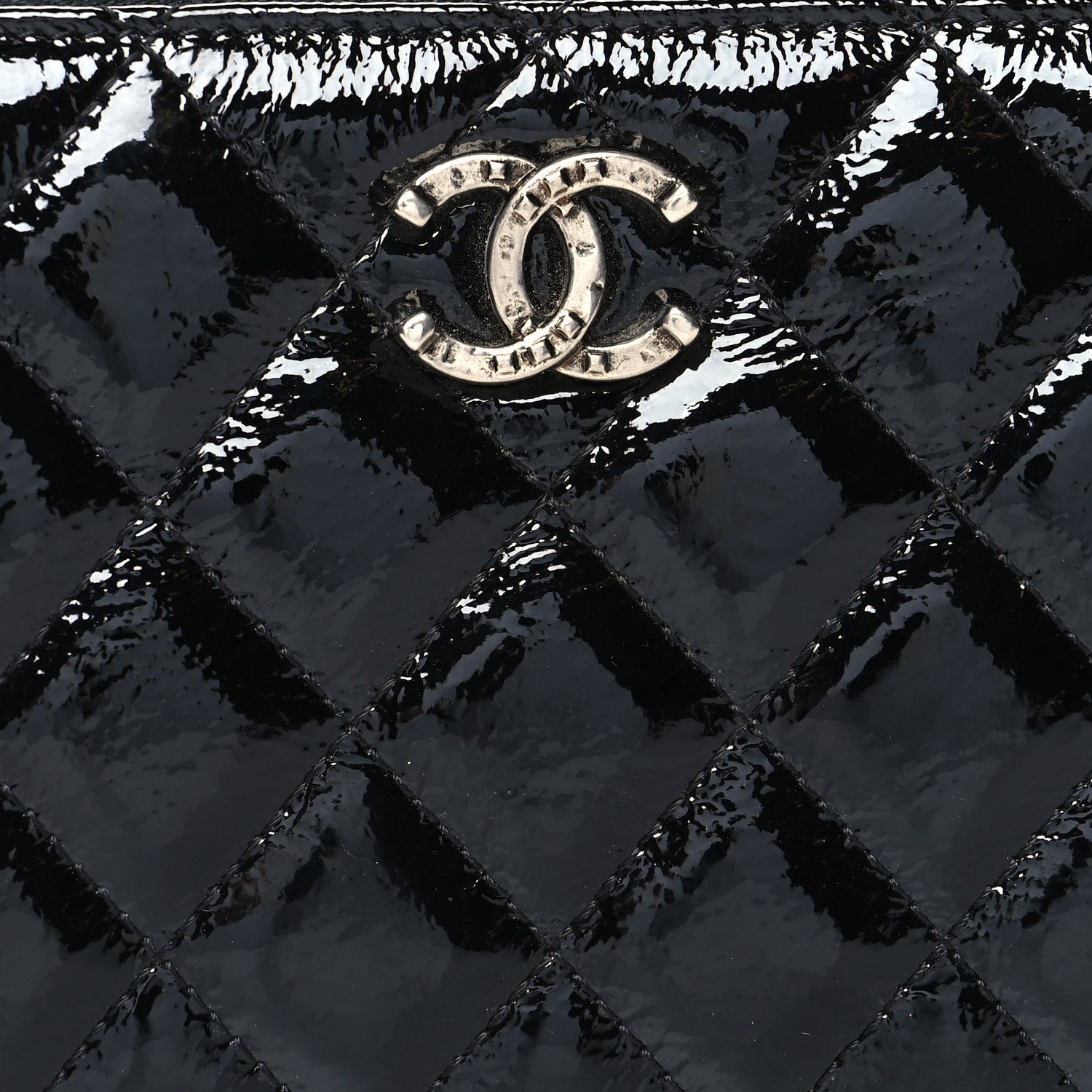 Chanel Patent Goatskin Quilted Medium Paris Dallas Zip Around Wallet Black 11 of 12
