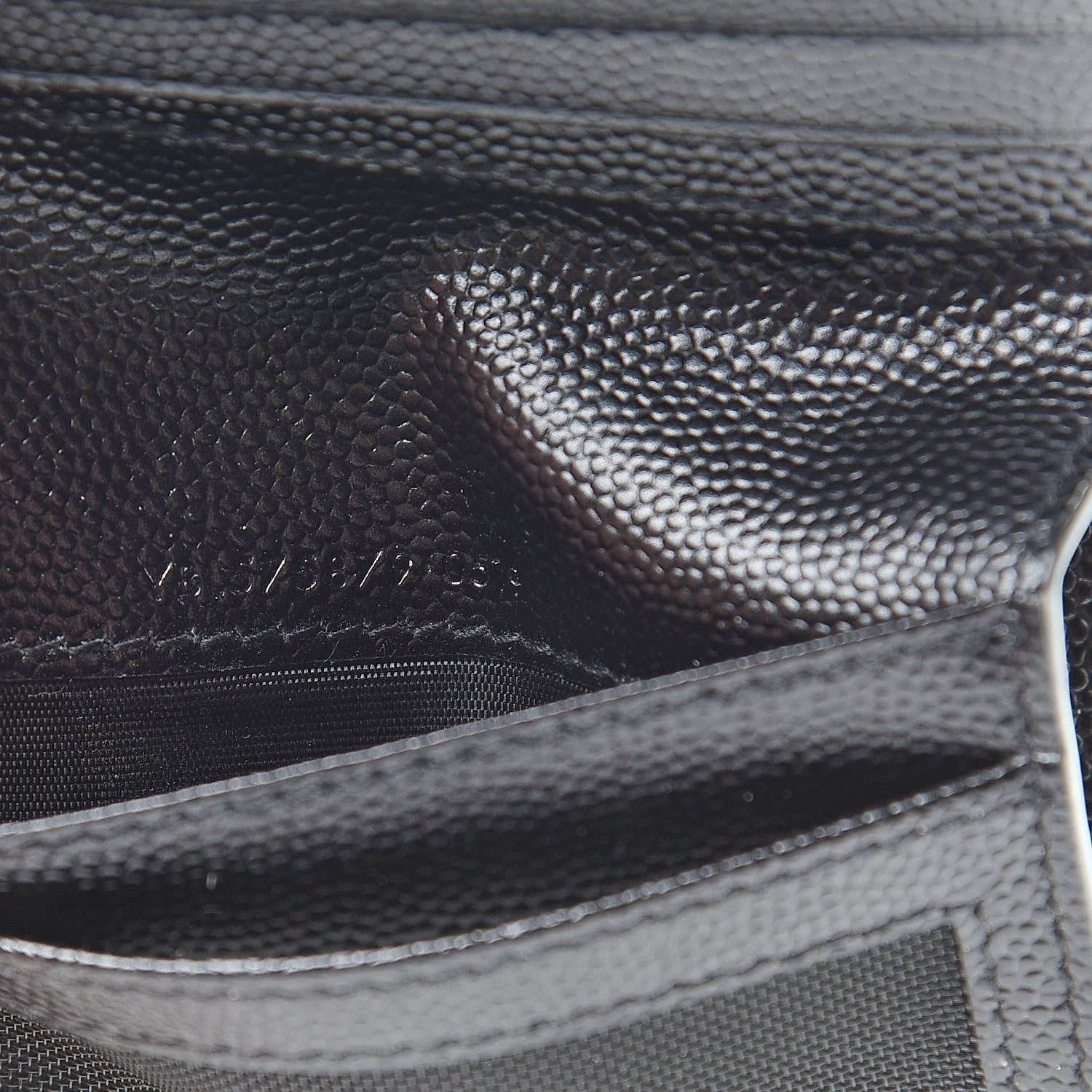 Saint Laurent Grain De Poudre Matelasse Chevron Monogram Zipped Card Case Black 7 of 7