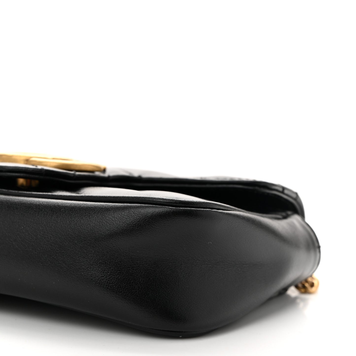 Calfskin Matelasse Super Mini GG Marmont Shoulder Bag Black