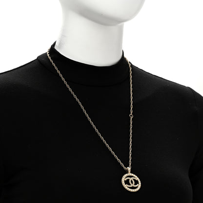Chanel Pearl CC Round Pendant Necklace Gold 2 of 6