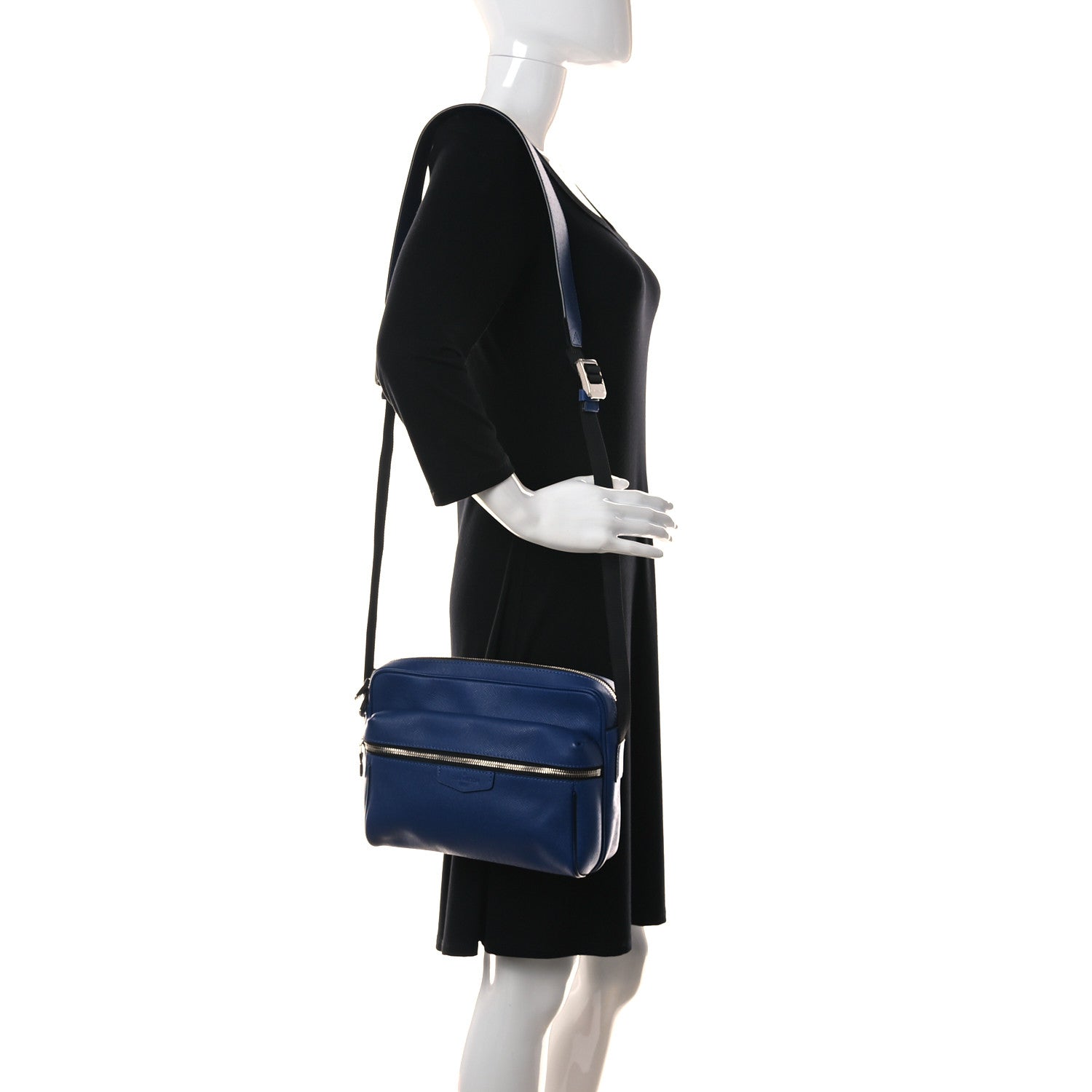 Louis Vuitton Taiga Outdoor Messenger Cobalt 1 of 1