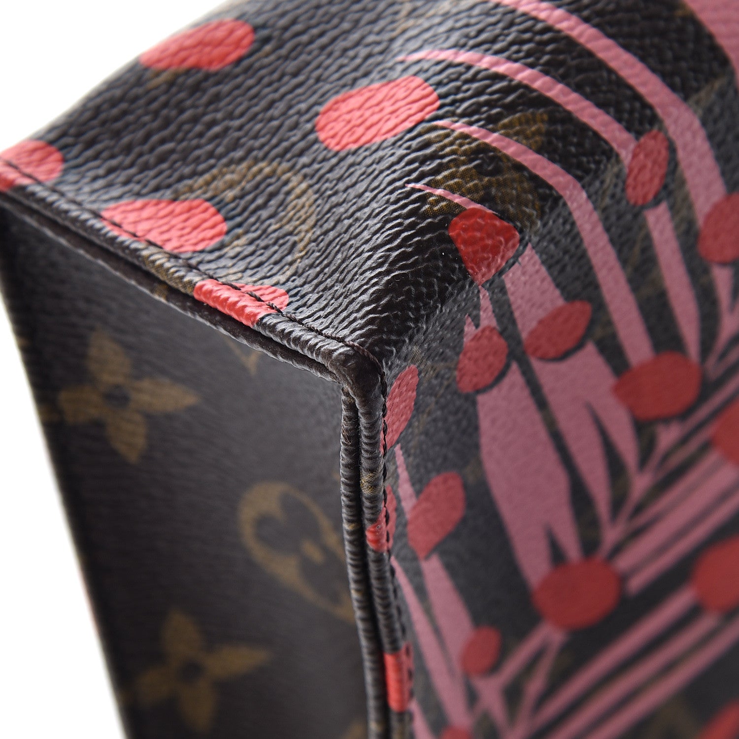 Louis Vuitton Monogram Jungle Dots Toiletry Pouch 26 Sugar Pink Poppy 13 of 14