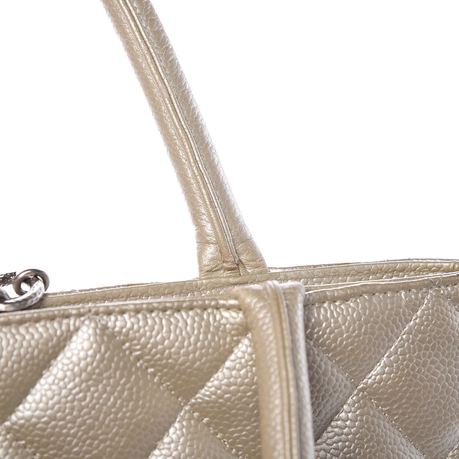 Chanel Caviar Quilted Medallion Tote Pearl 19 of 21