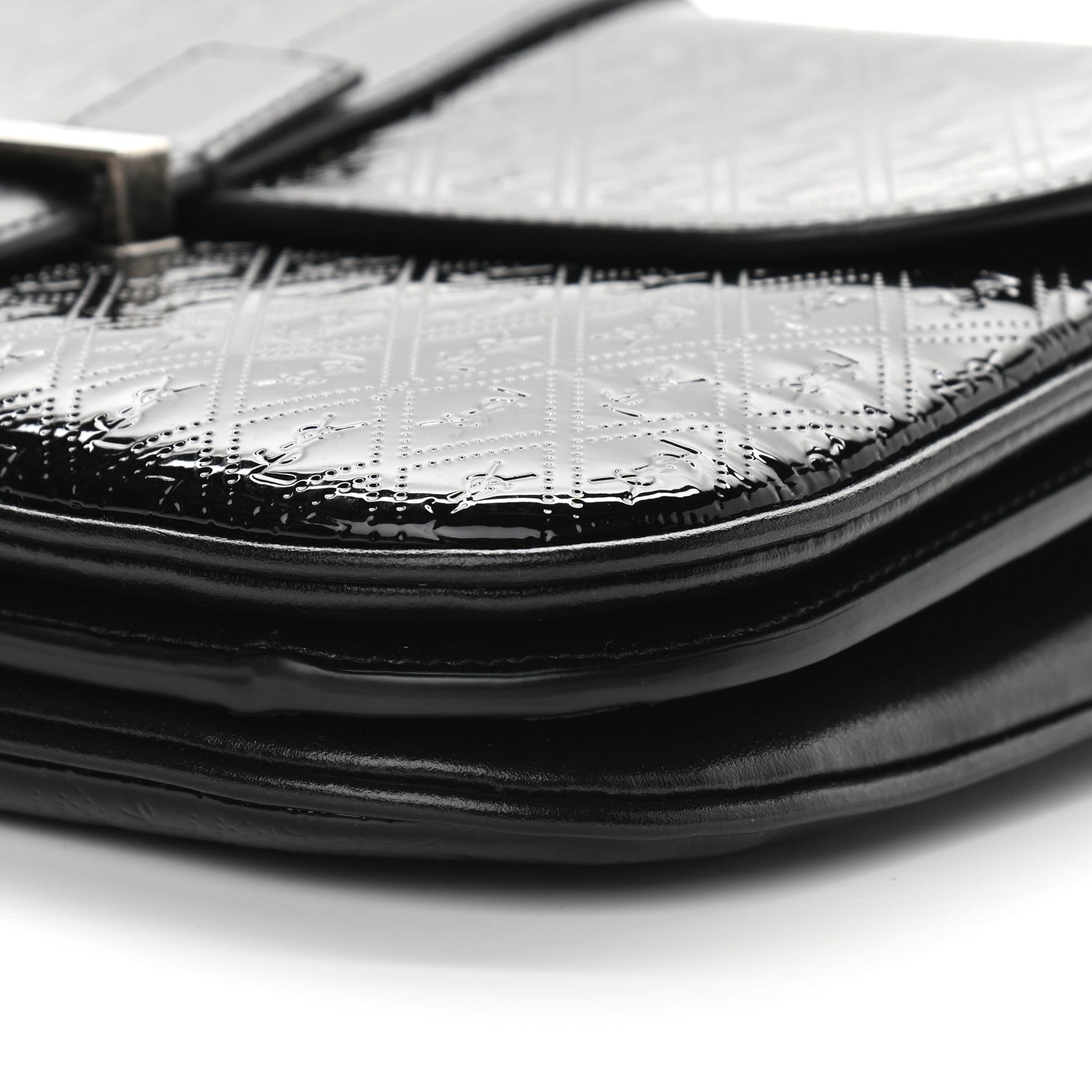 Saint Laurent Patent Embossed Small Le Monogramme Satchel Black 8 of 8