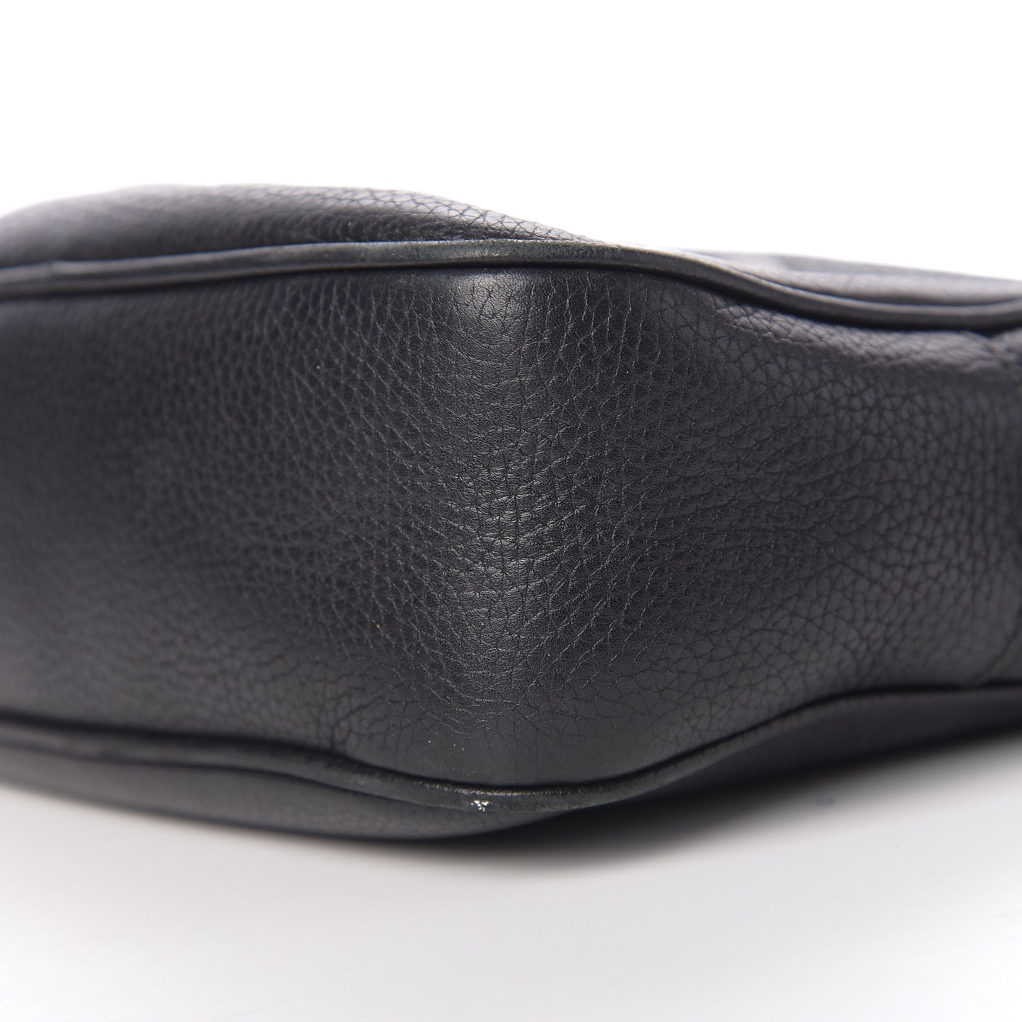 Pebbled Calfskin Small Soho Disco Bag Black