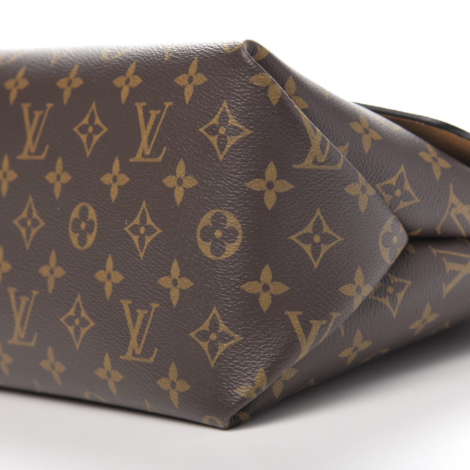 Louis Vuitton Monogram Beaubourg MM Safran Imperial 8 of 10