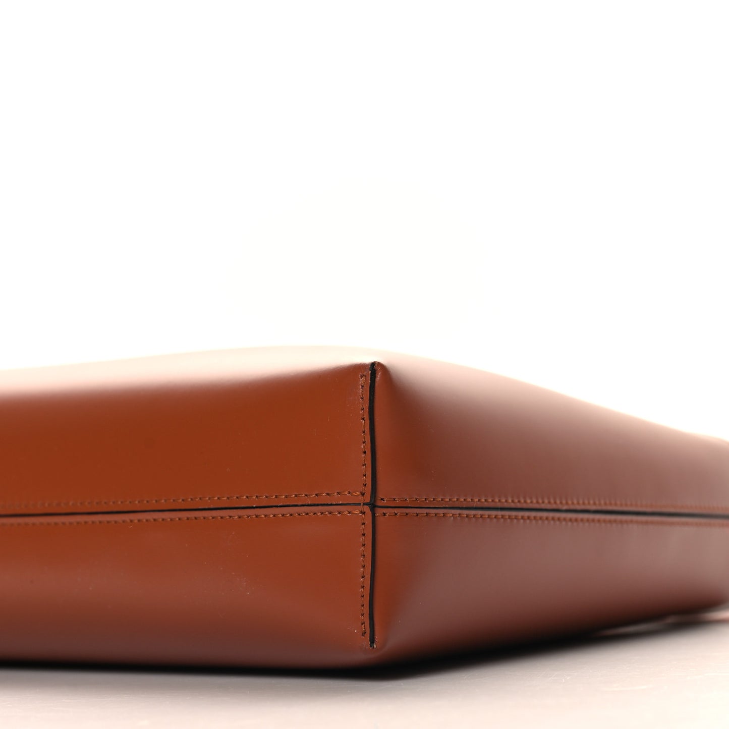 Calfskin Trifolio Shoulder Bag Siena Tan