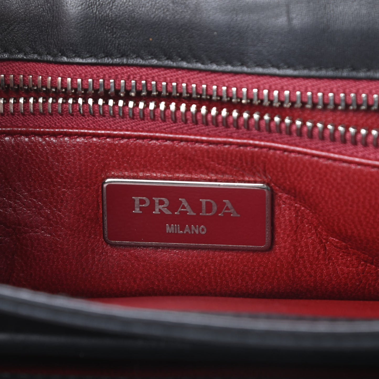 Soft Calf Chain Shoulder Bag Black